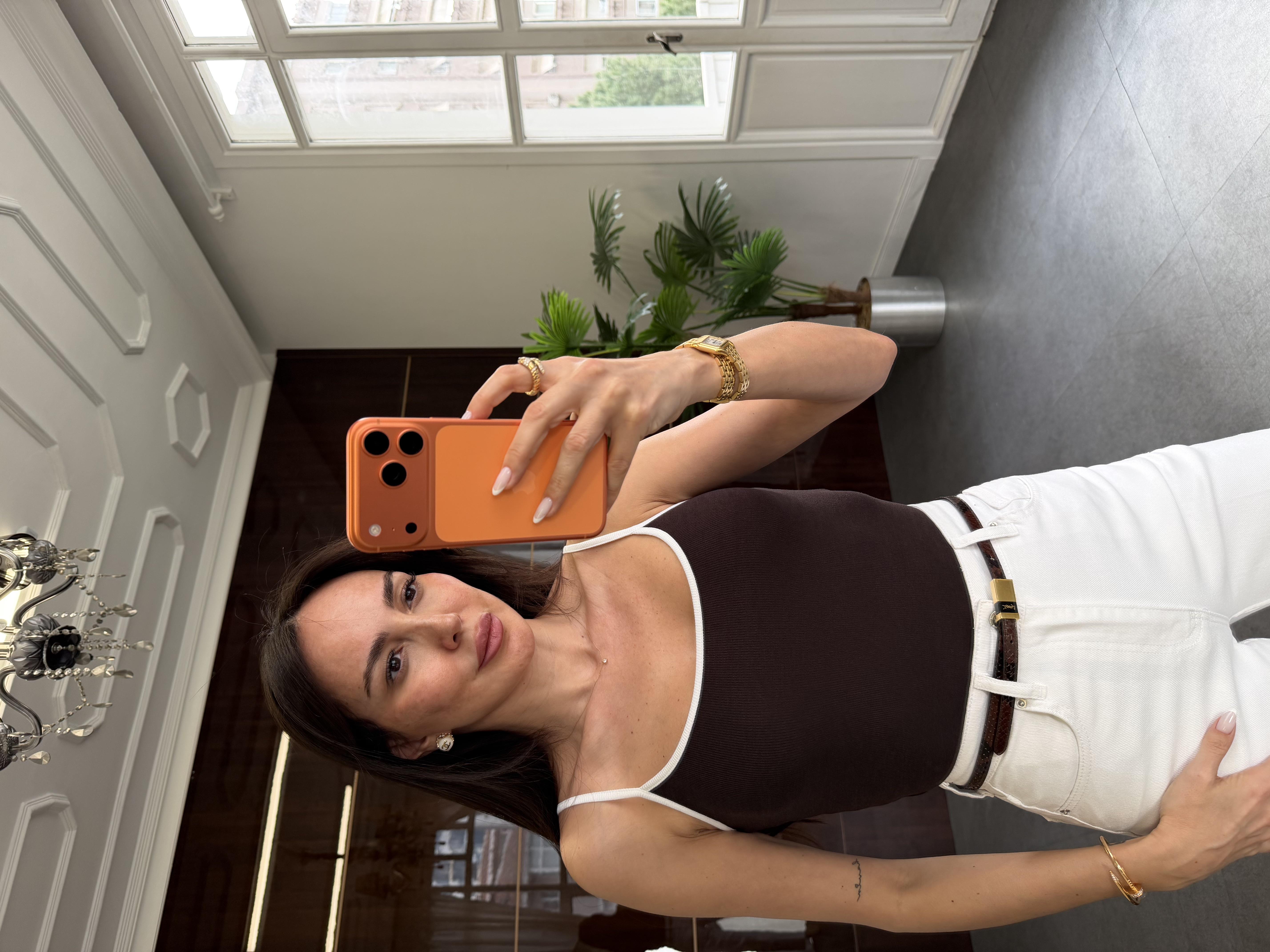 Koyu Kahve Kontrast Şeritli Askılı Top