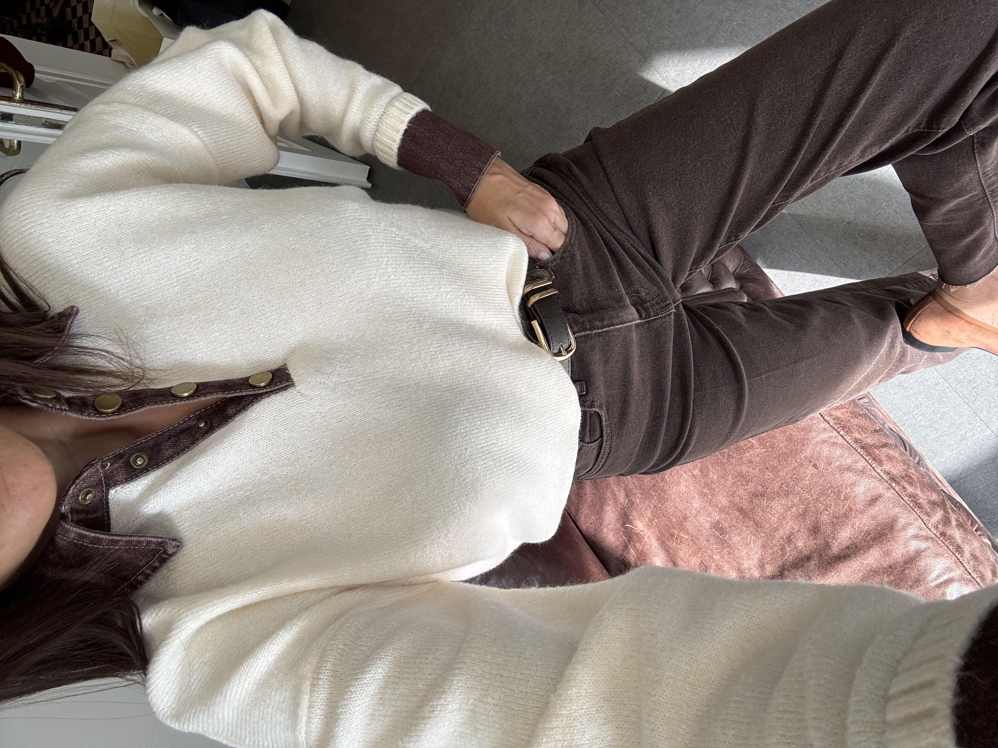 Krem Yakası Kot Kazak