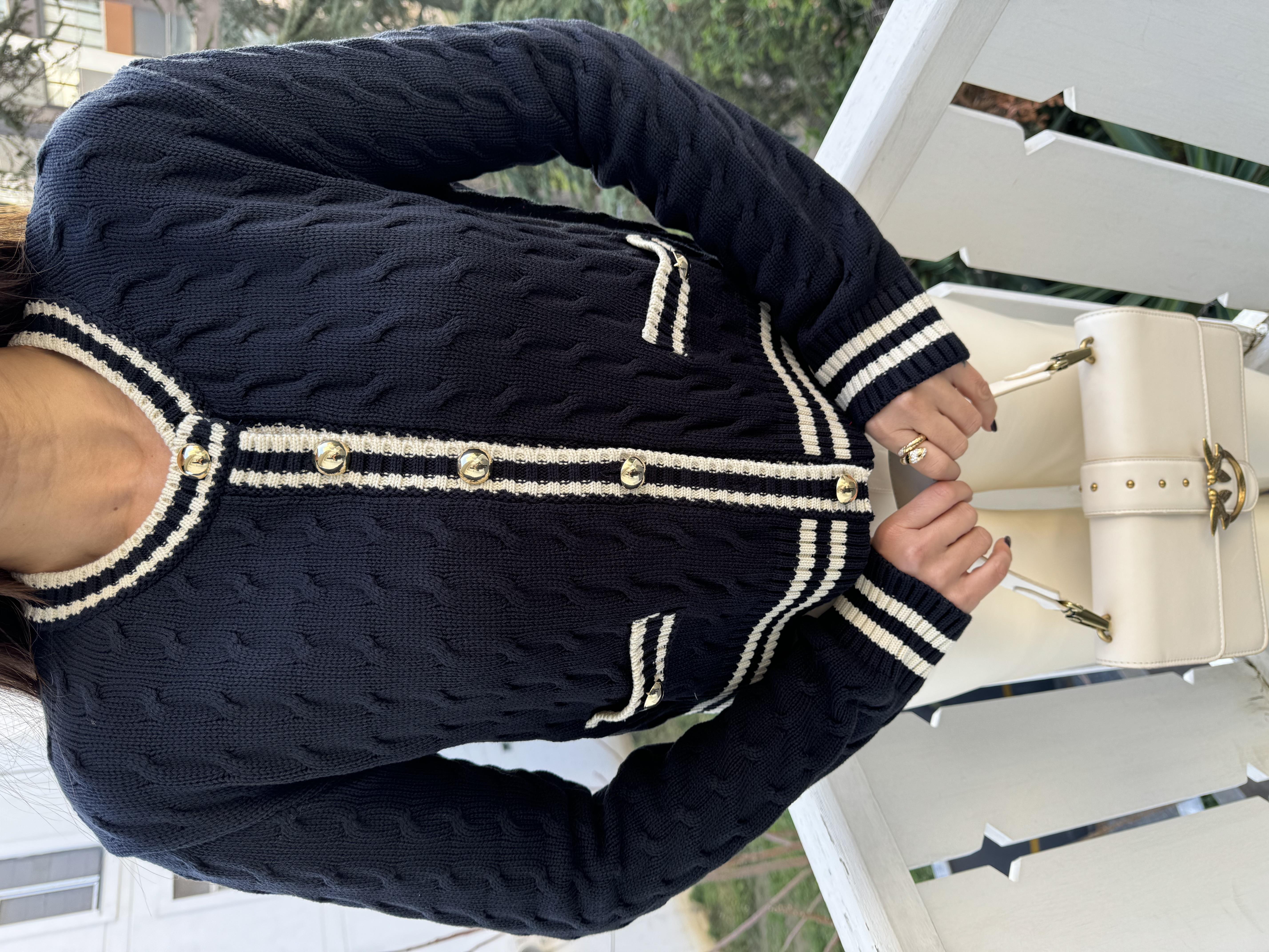 Lacivert Bisiklet Yaka Çizgili Düğmeli Triko Hırka