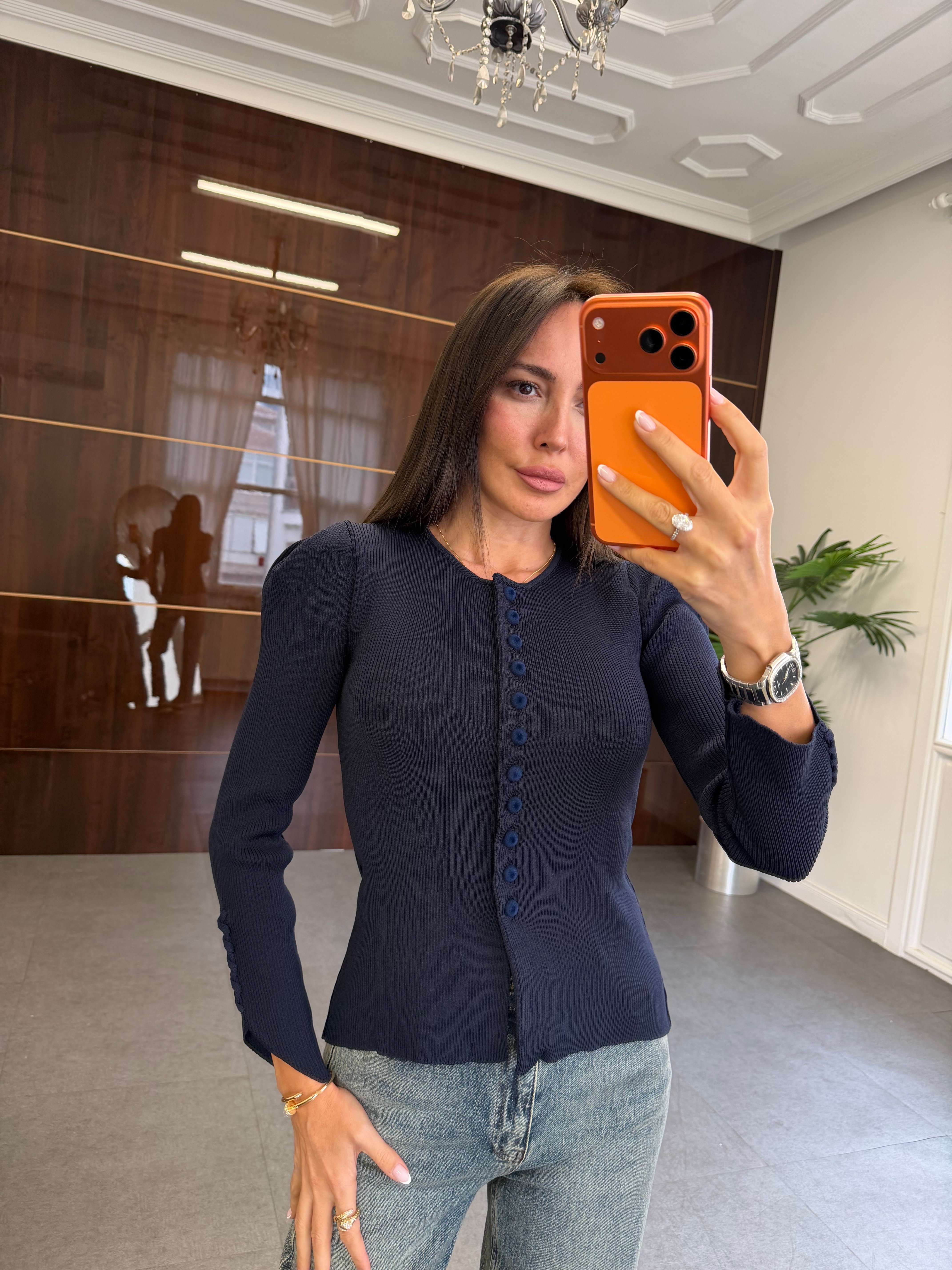 Lacivert Düğme Detaylı Kolları Bağlamalı Hırka