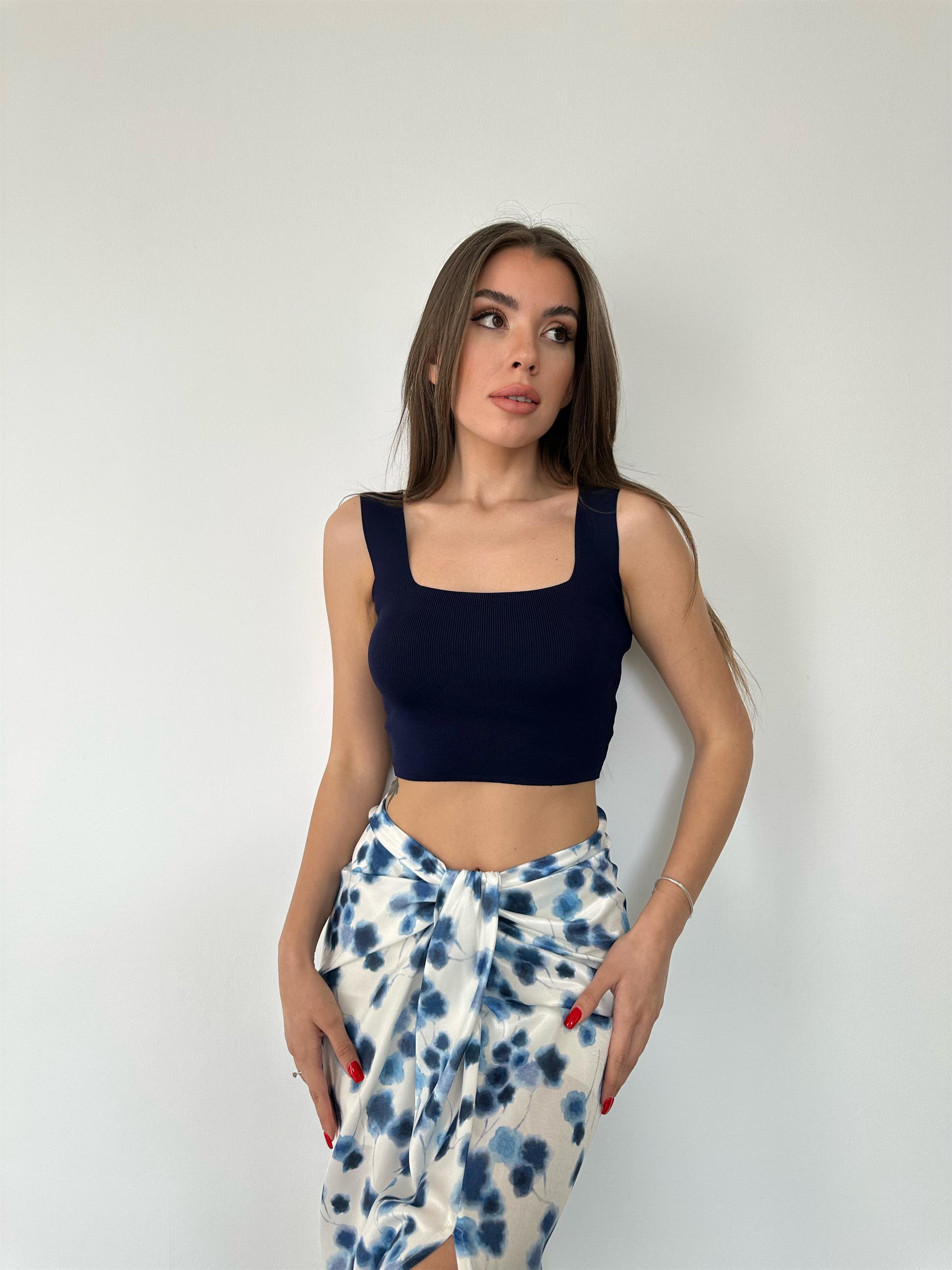 Lacivert Kare Yaka Crop Top