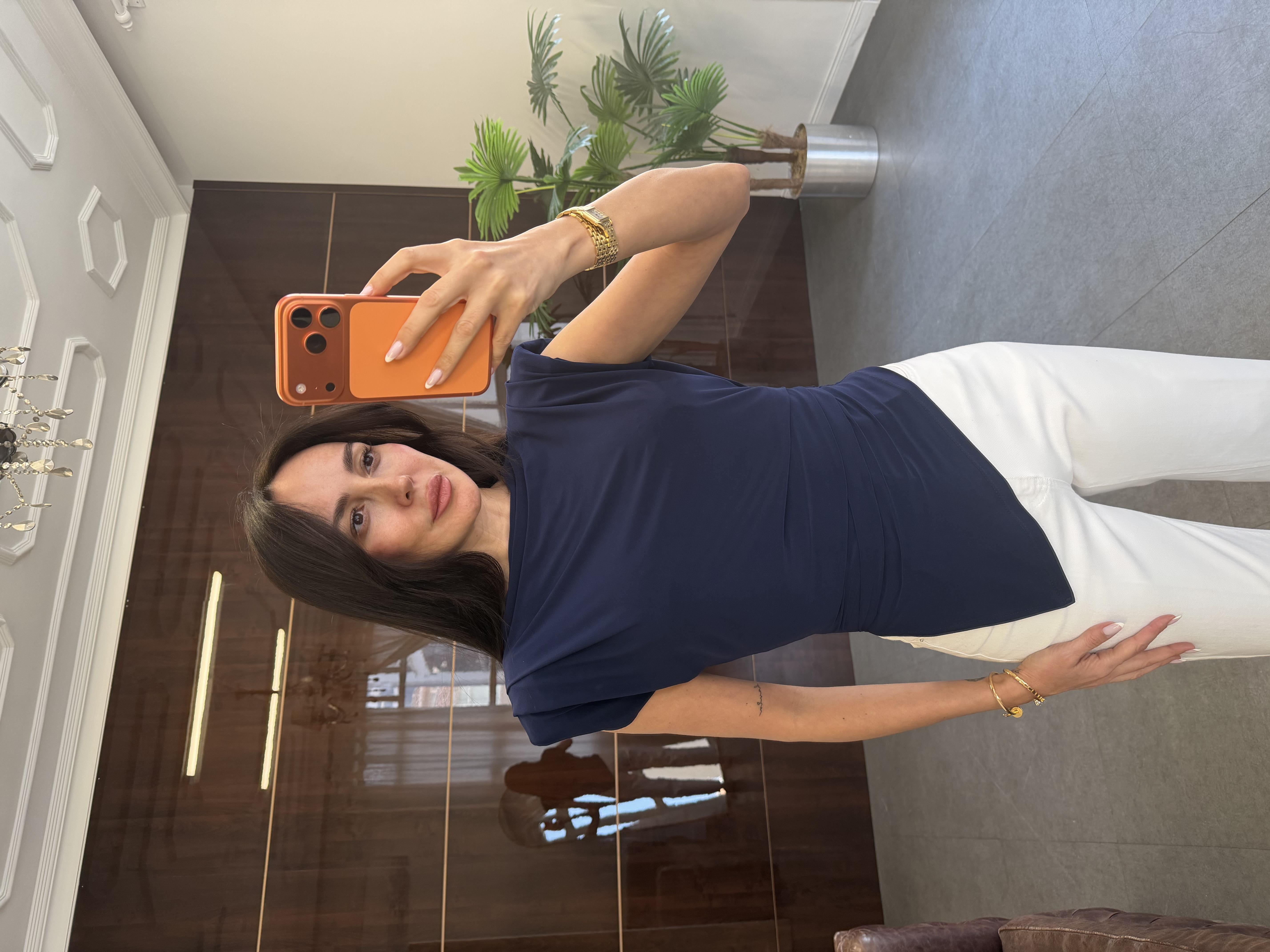 Lacivert Vatkalı Pileli Bluz