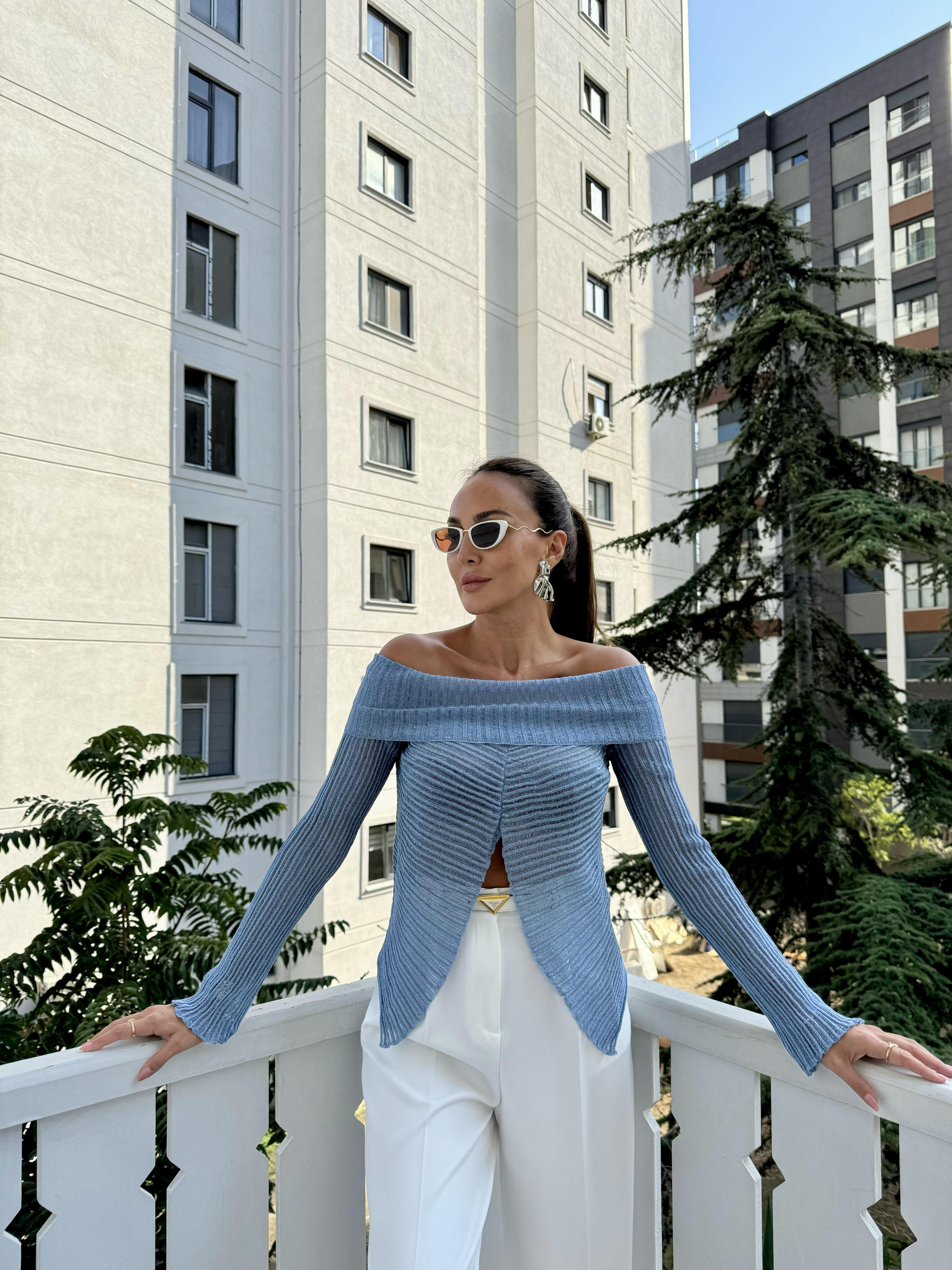 Mavi Ajurlu Bardot Yaka Transparan Triko Kazak