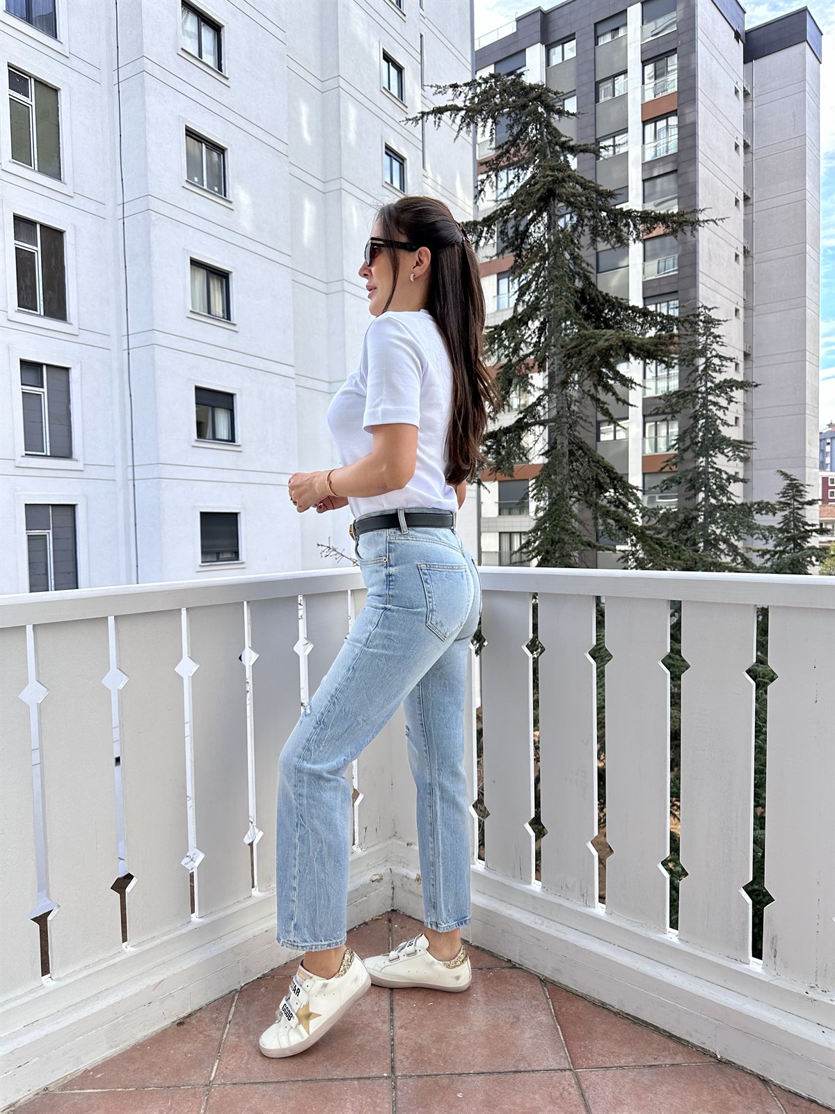 Mavi Dizi Lazer Kesik Mom Jean