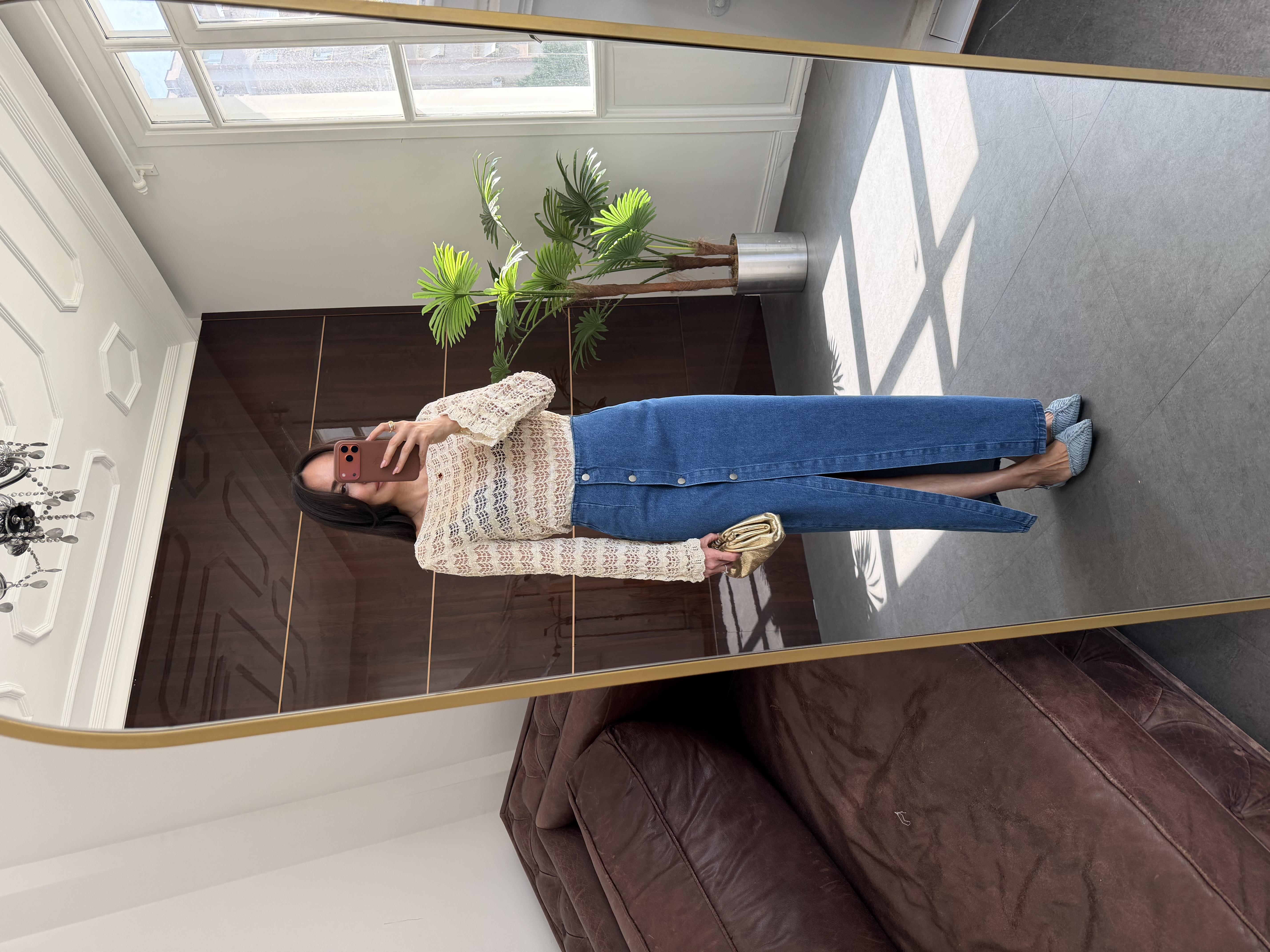 Mavi Düğmeli Yırtmaçlı Midi Kot Etek