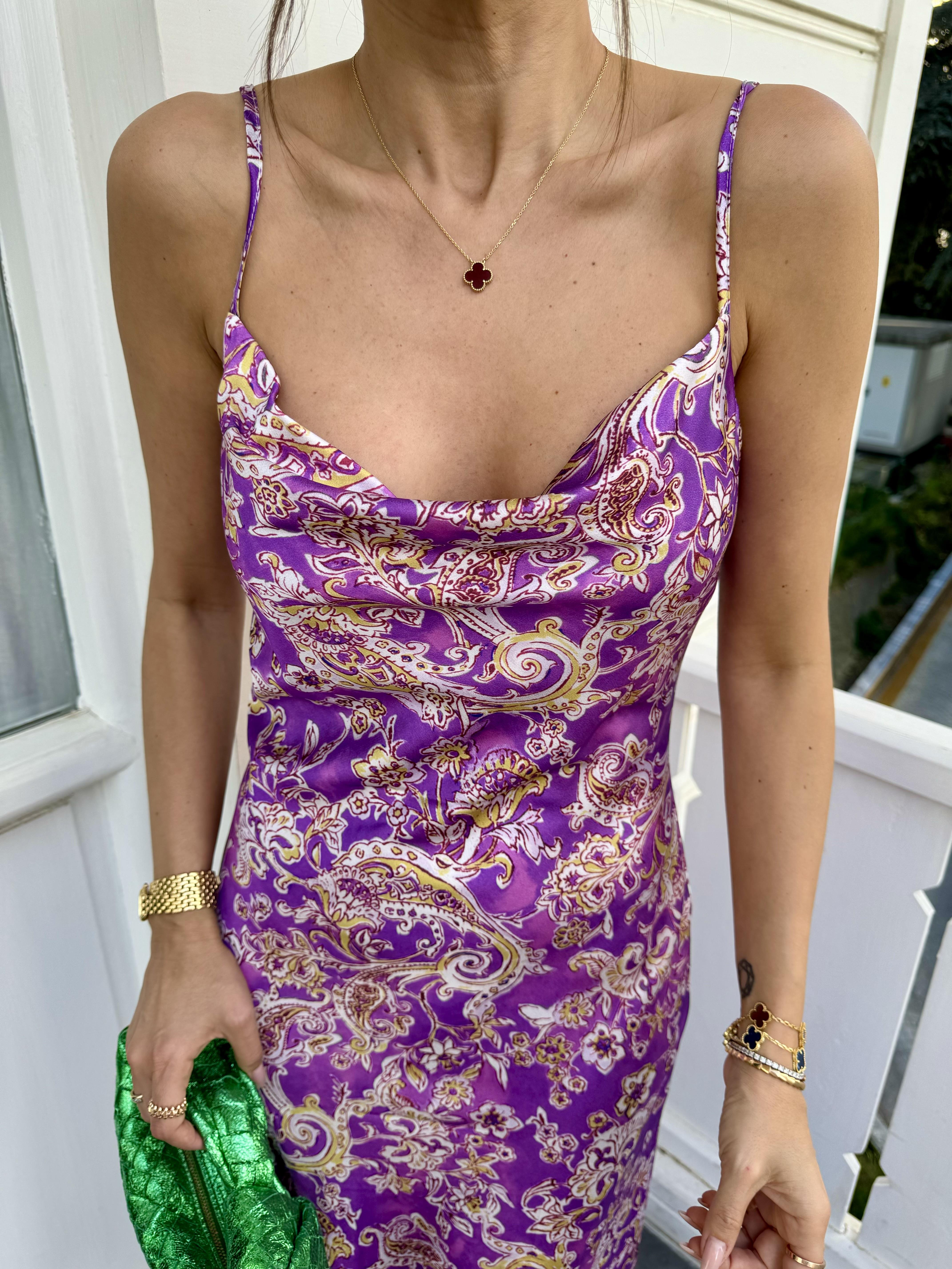 Mor Şal Desenli Saten Elbise