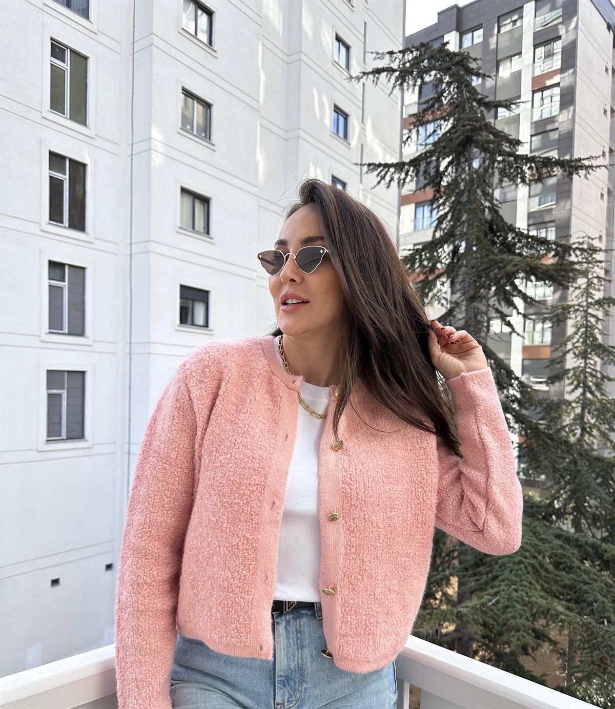 Pembe Altın Renk Düğmeli Hırka