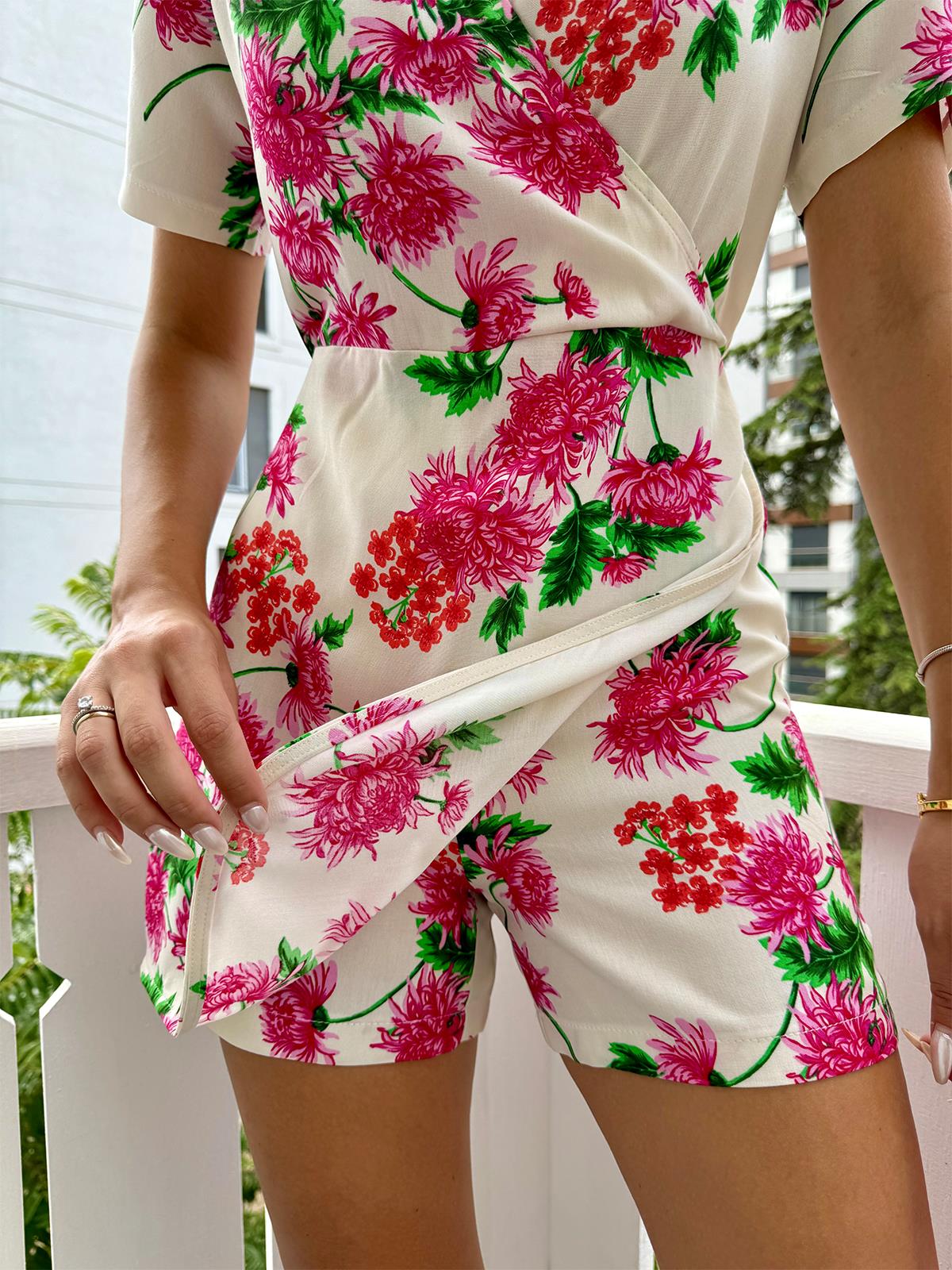 Pembe Desenli Kruvaze Tulum