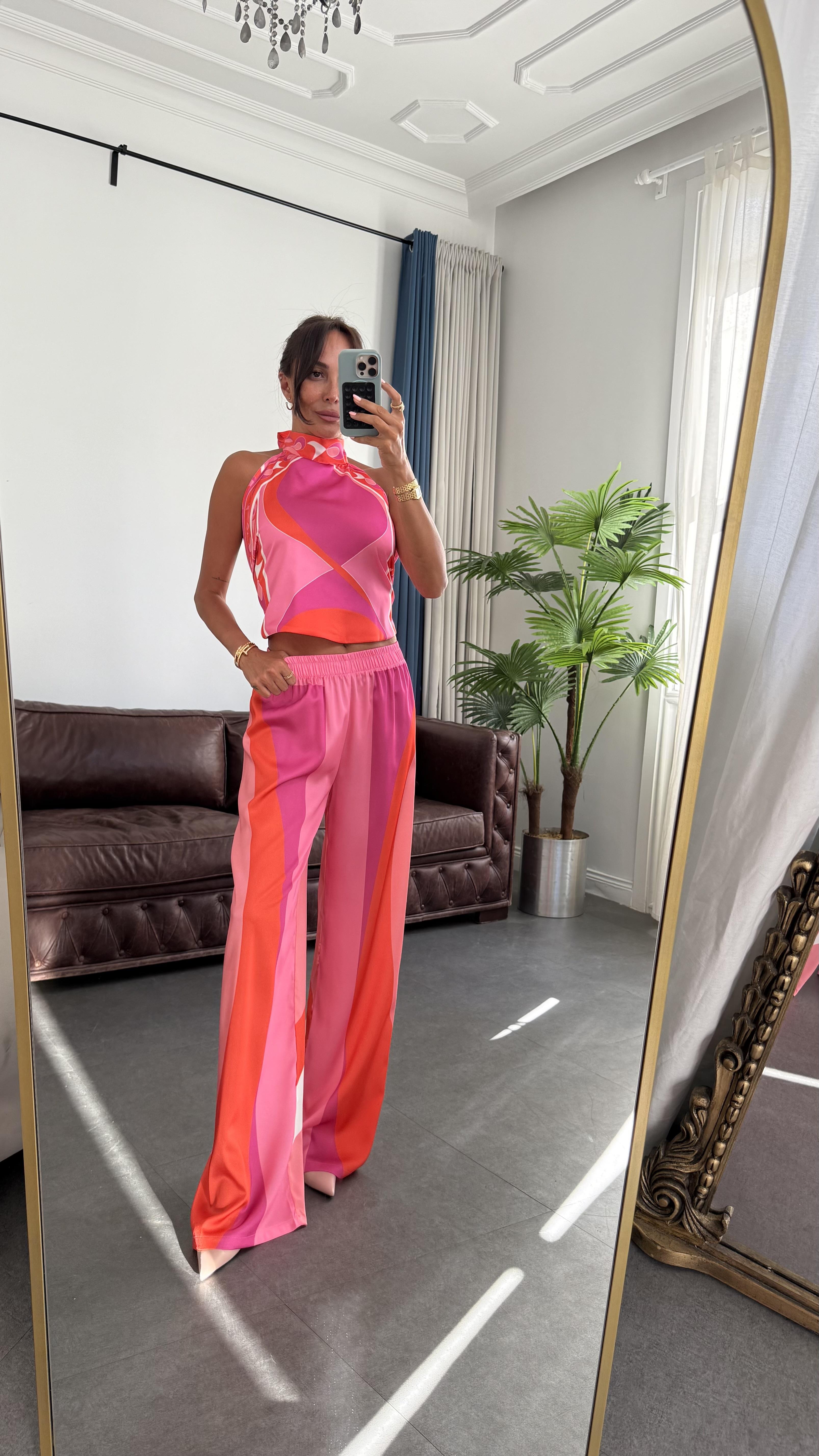 Pembe Desenli Puka Kadın Takım