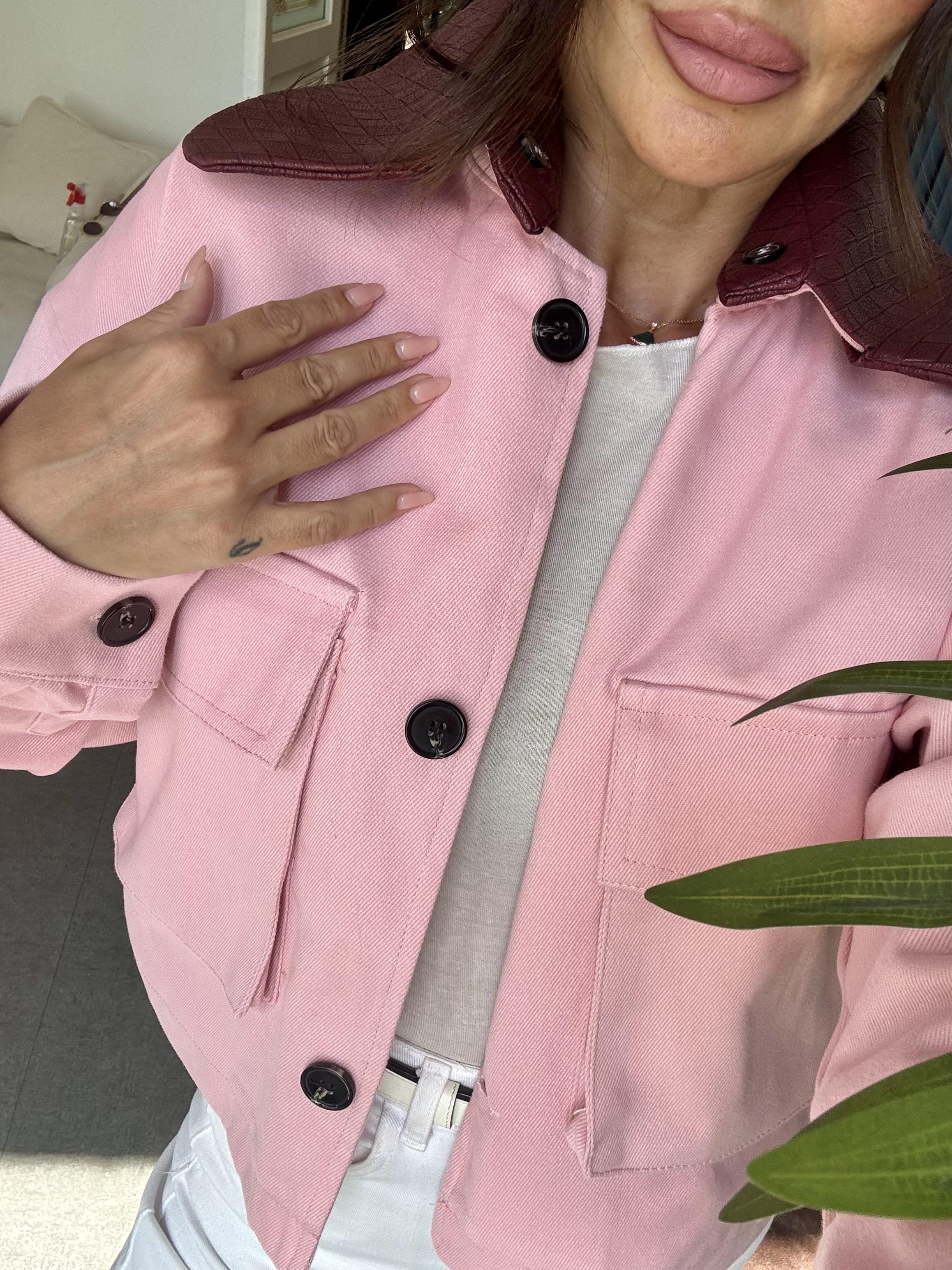 Pembe Yakası Derili Gabardin Ceket