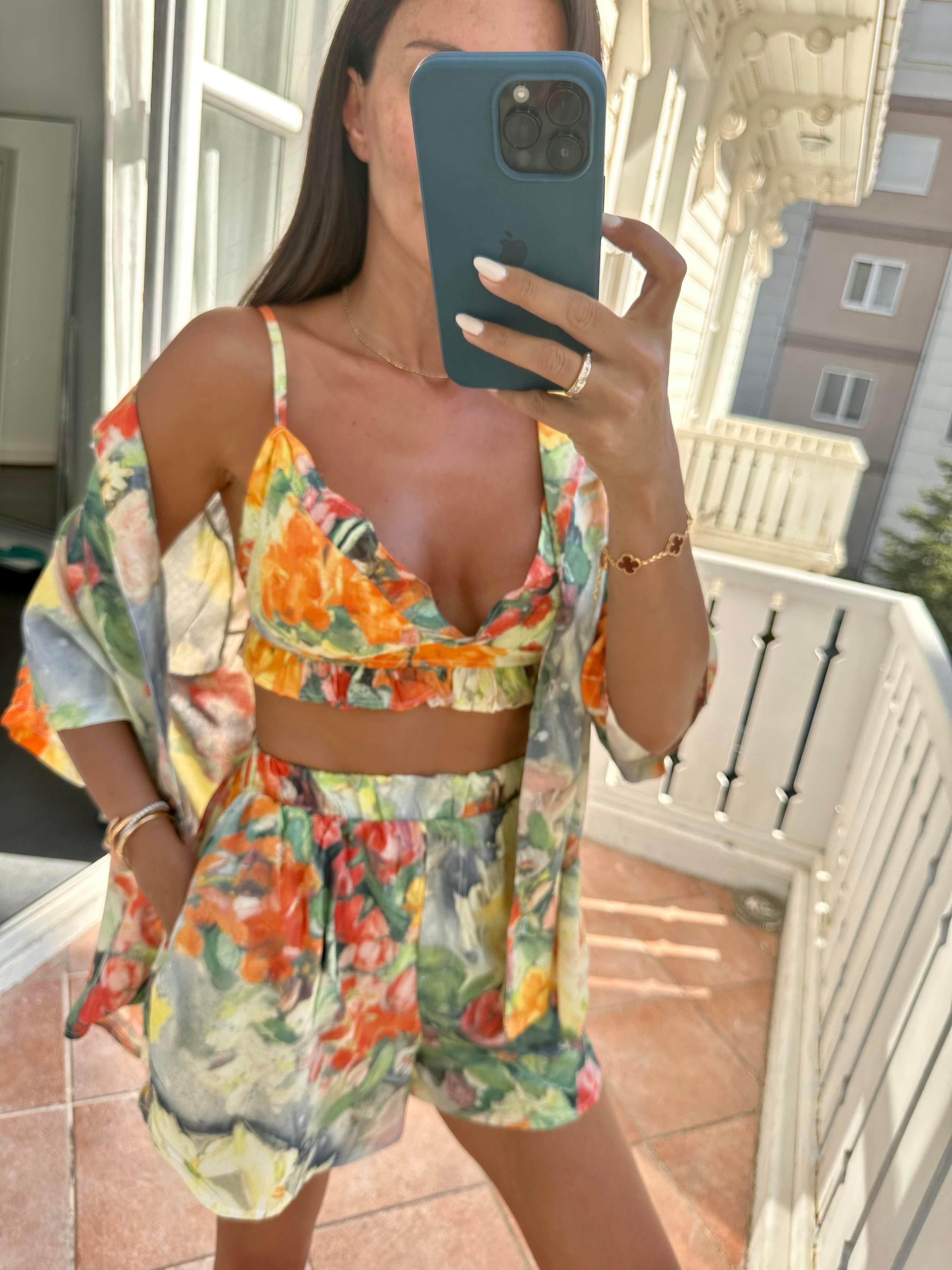 Renkli Desenli Kadın Takım