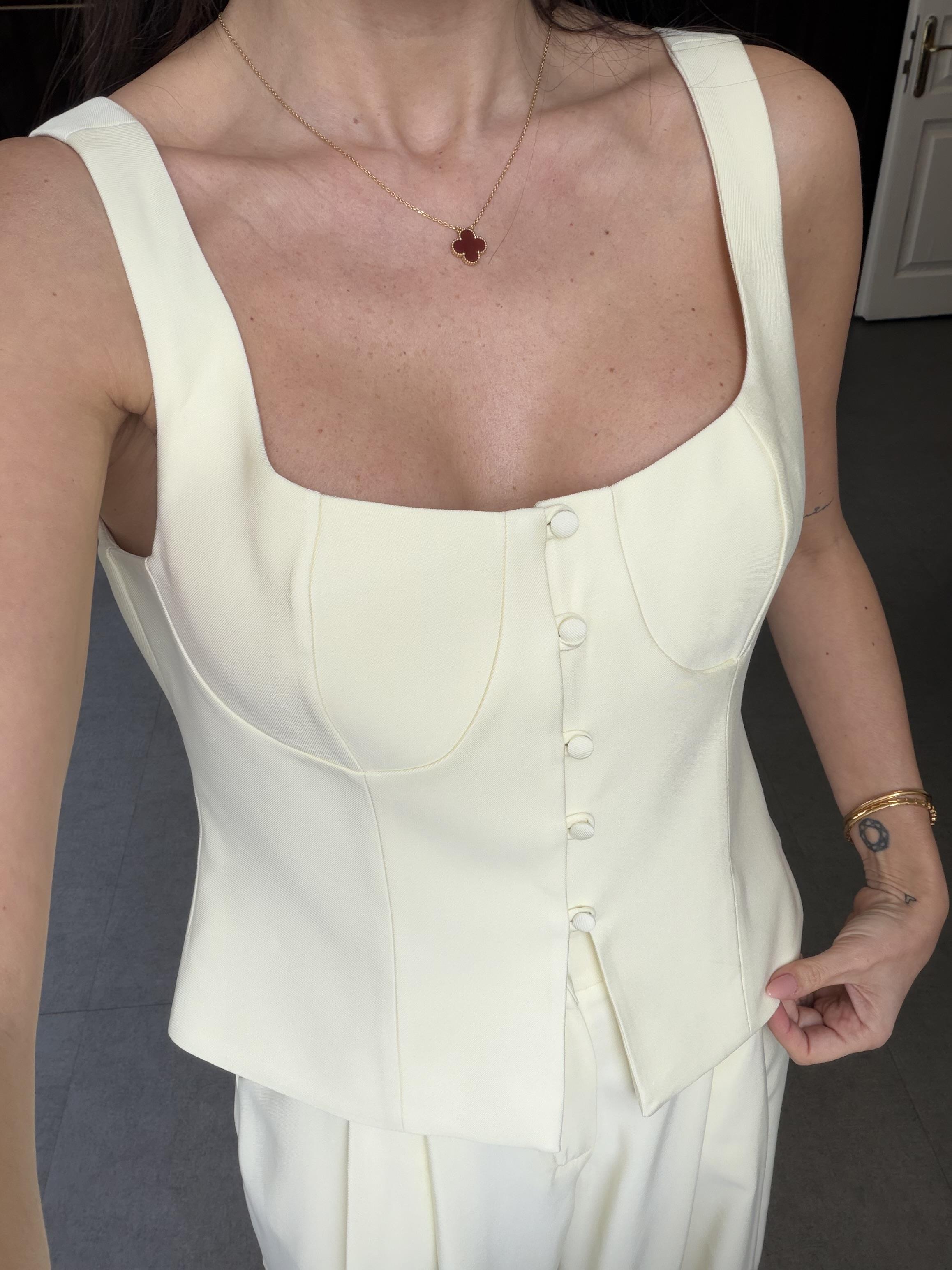 Sarı Düğme Detaylı Büstiyer Yelek