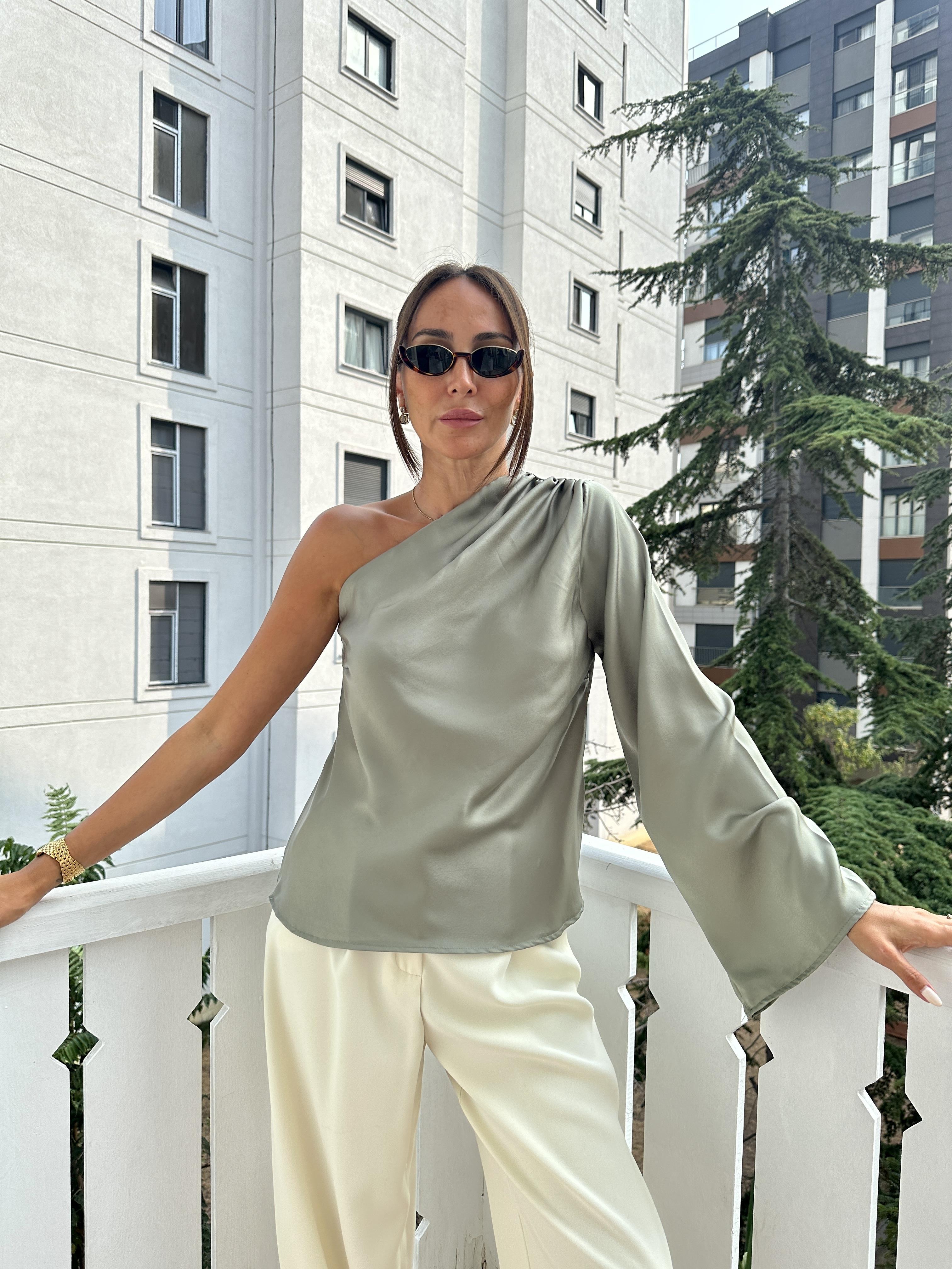 Haki Saten Tek Kollu Bluz