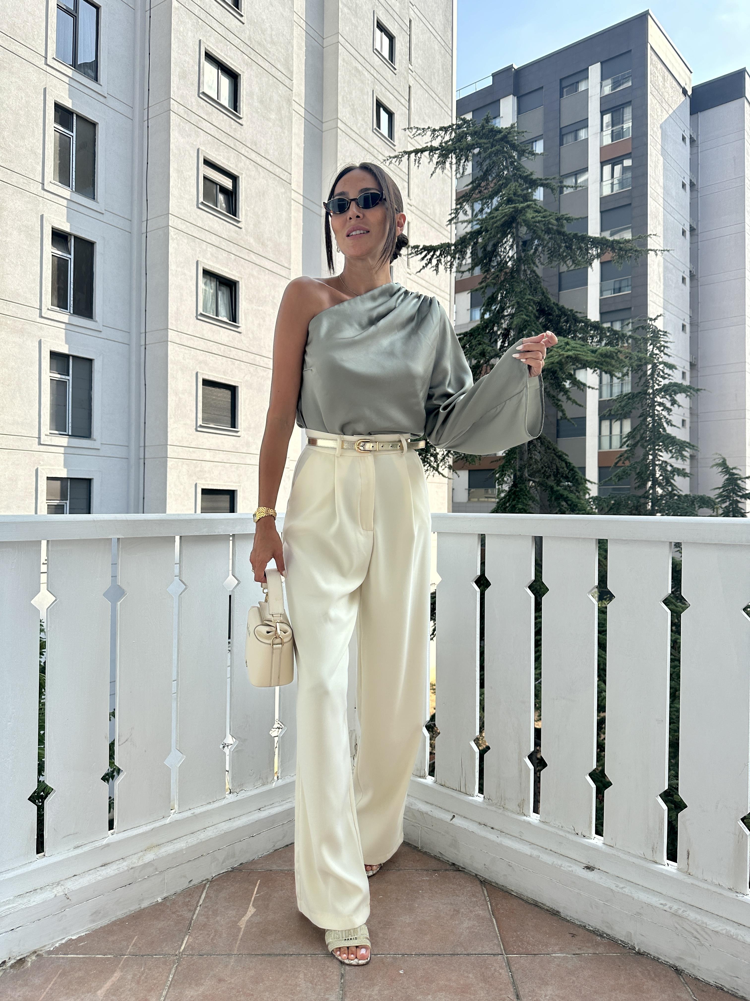 Haki Saten Tek Kollu Bluz