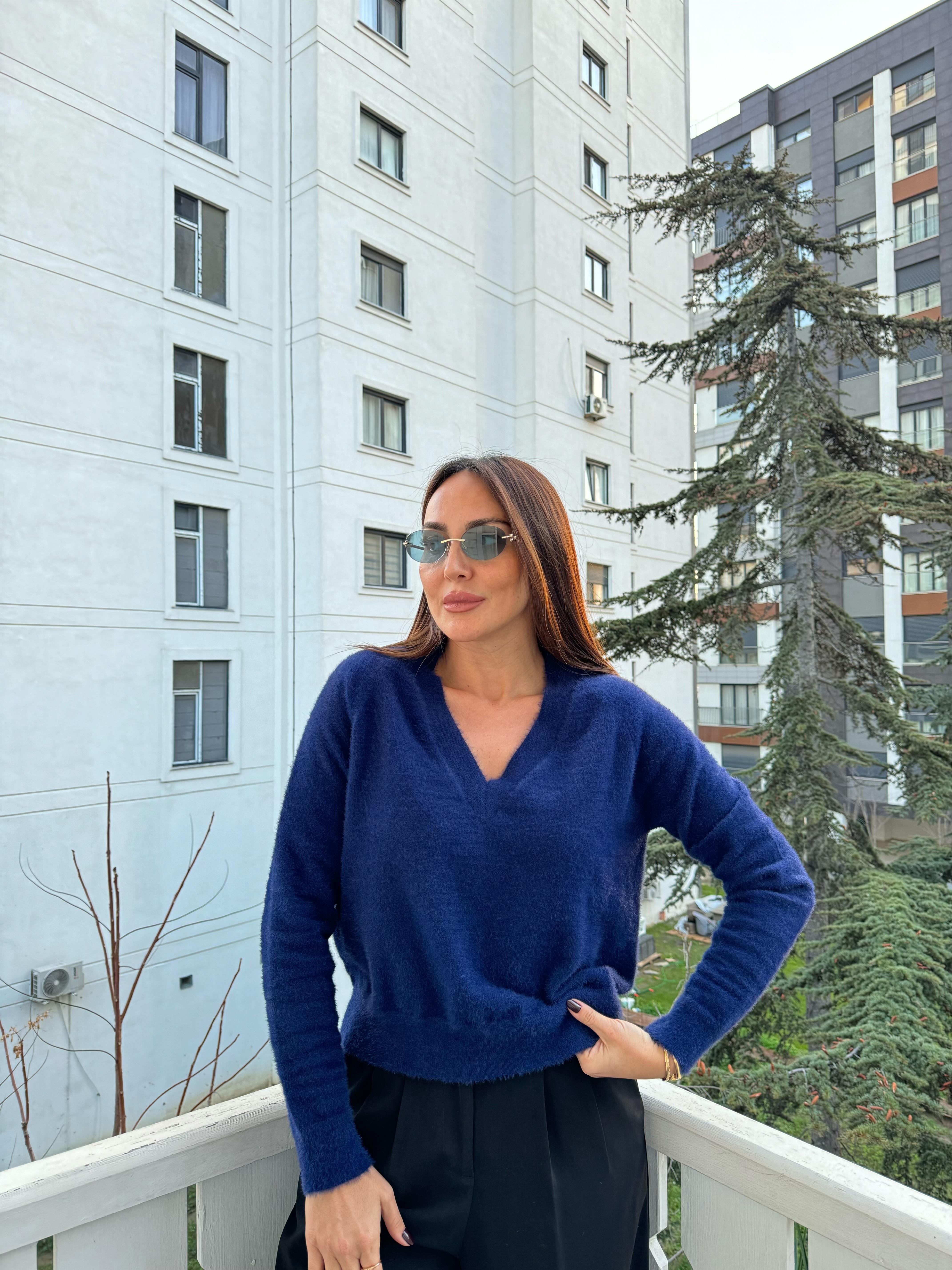 Sax Mavi V Yakalı Yumoş Kazak