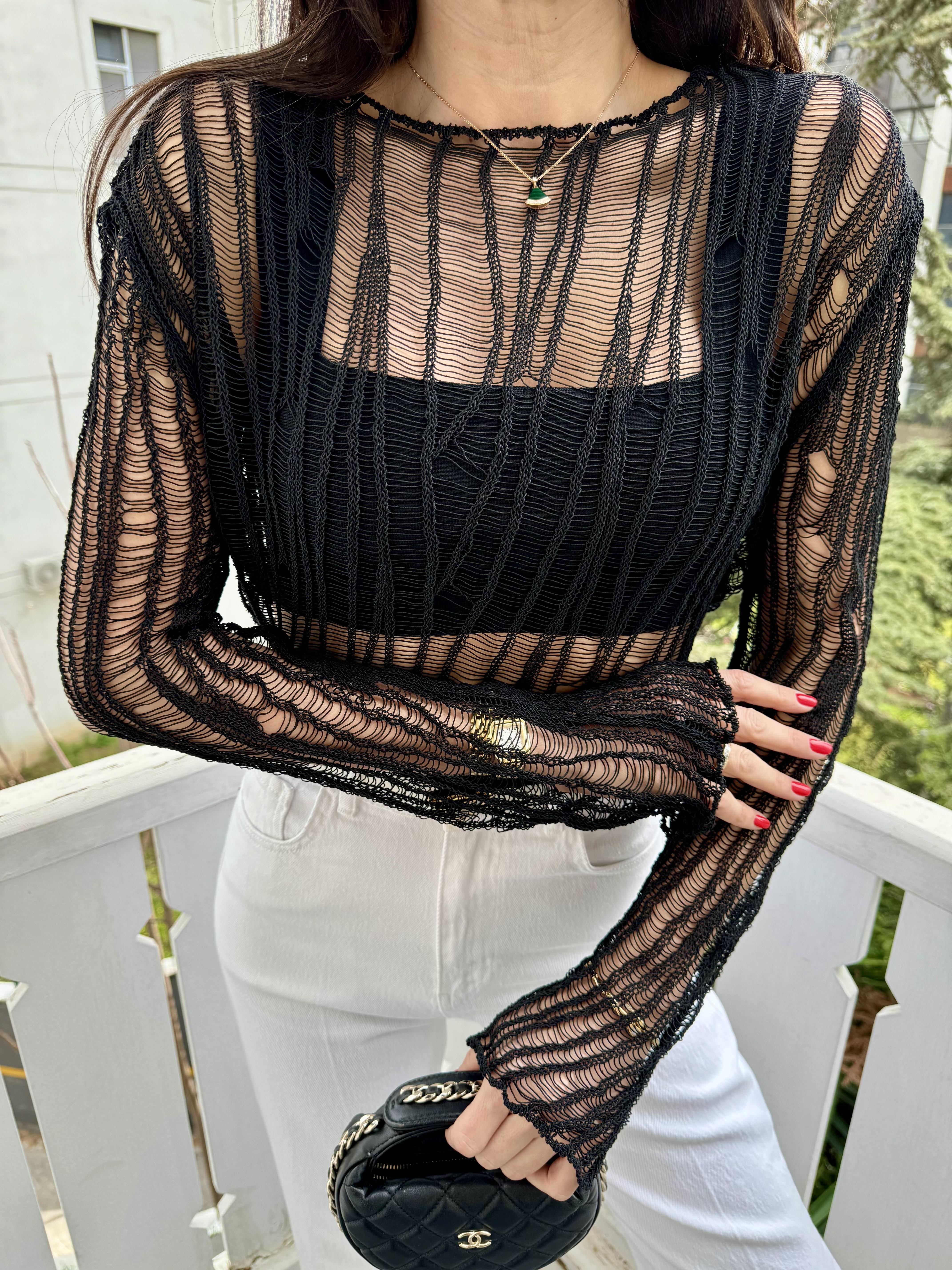 Siyah Ajurlu Triko Bluz