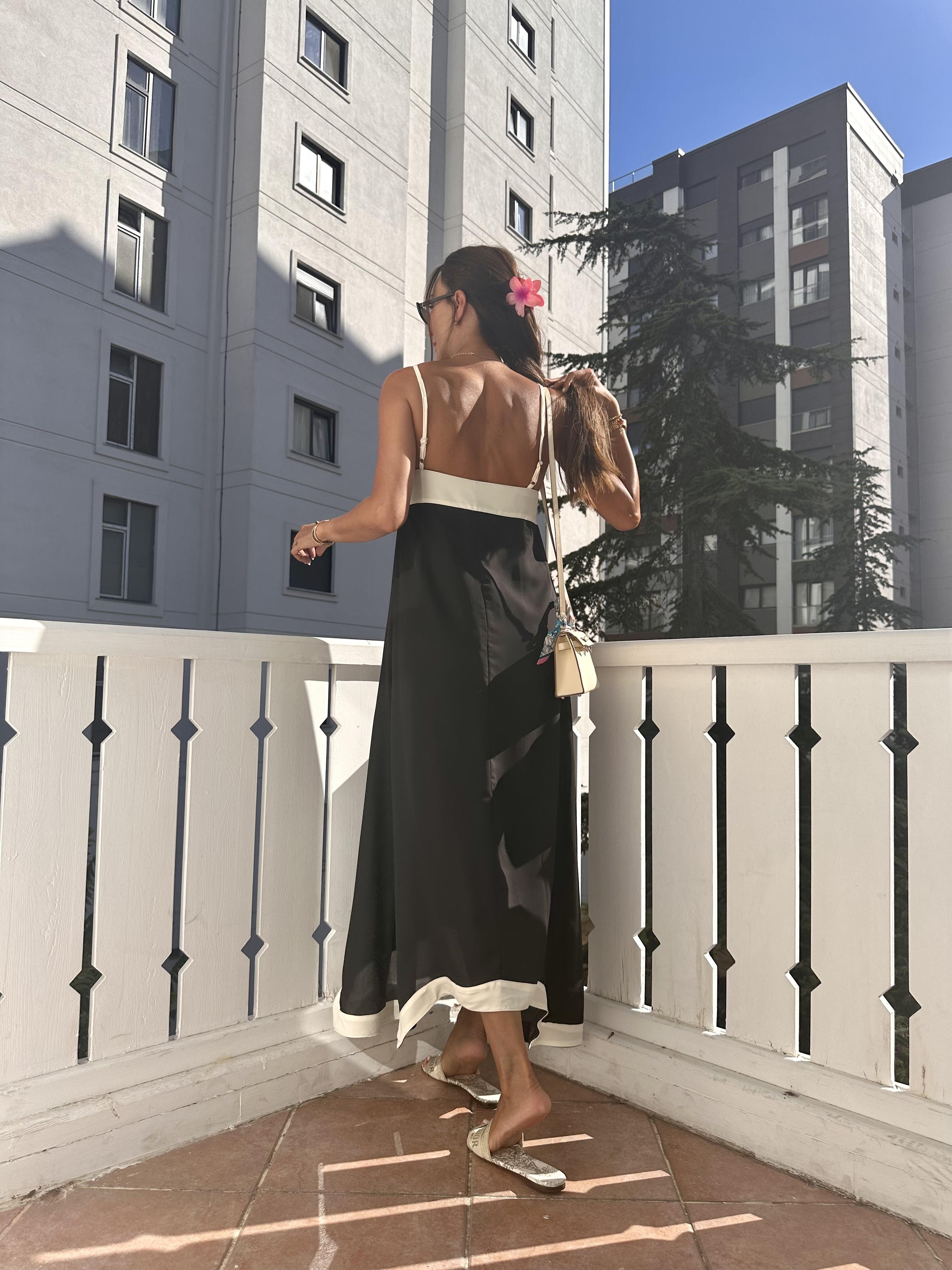 Siyah Asimetrik İp Askılı Elbise