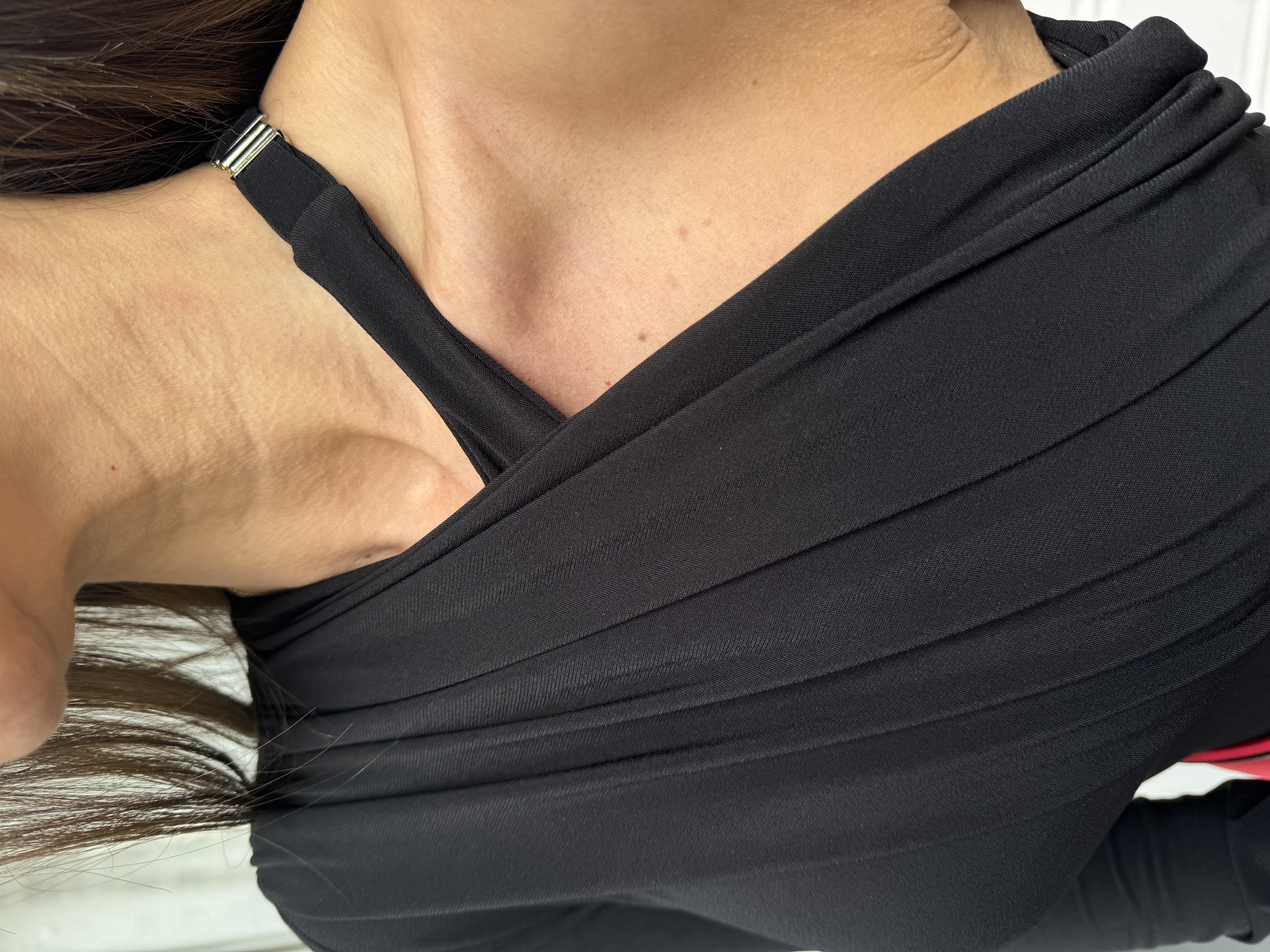 Siyah Boyun Detaylı Drape Bodysuit