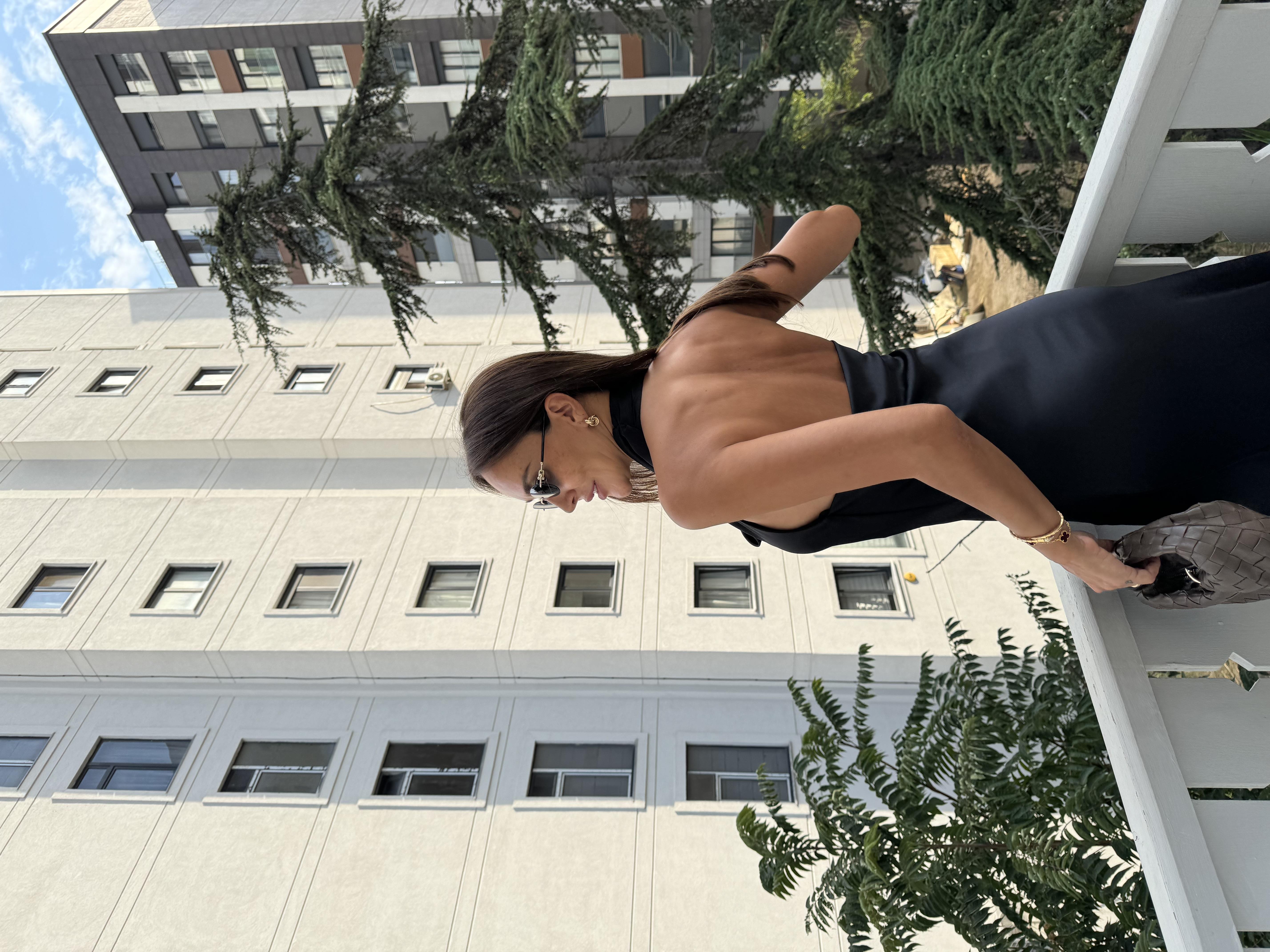 Siyah Boyundan Bağlamalı Saten Kadın Elbise