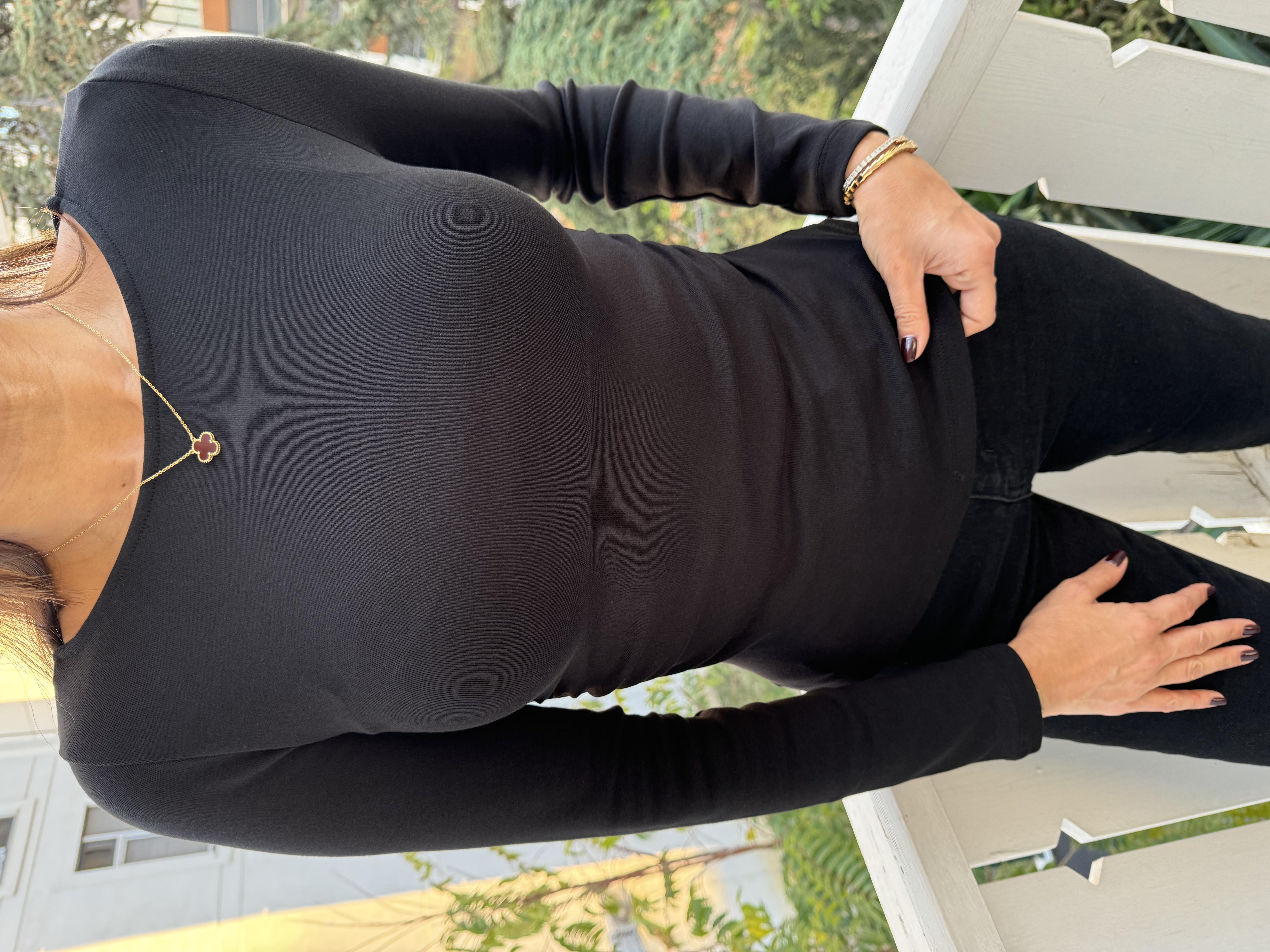 Siyah Büzgülü Kayık Yaka Bluz