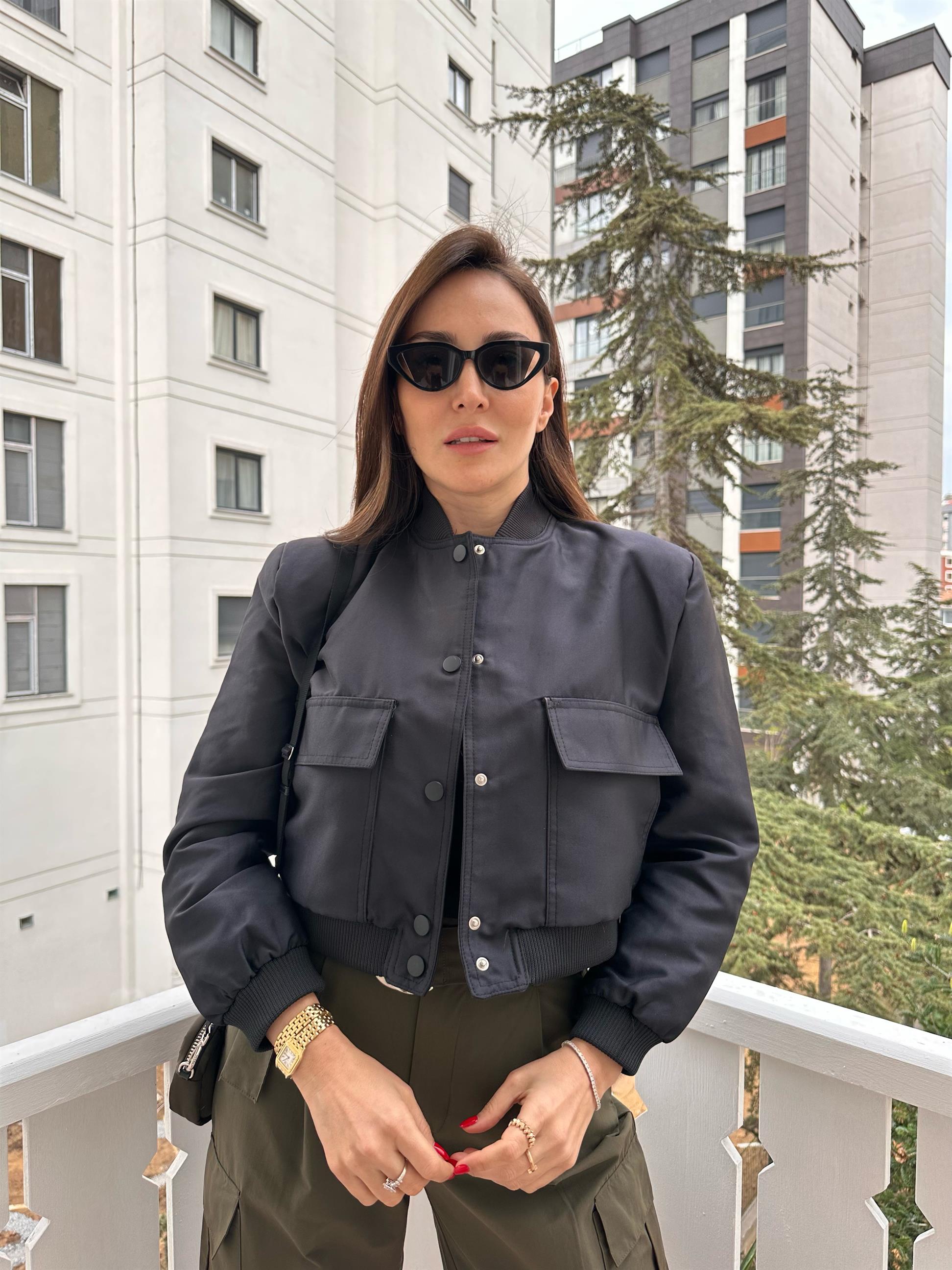 Siyah Çift Cepli Bomber Ceket