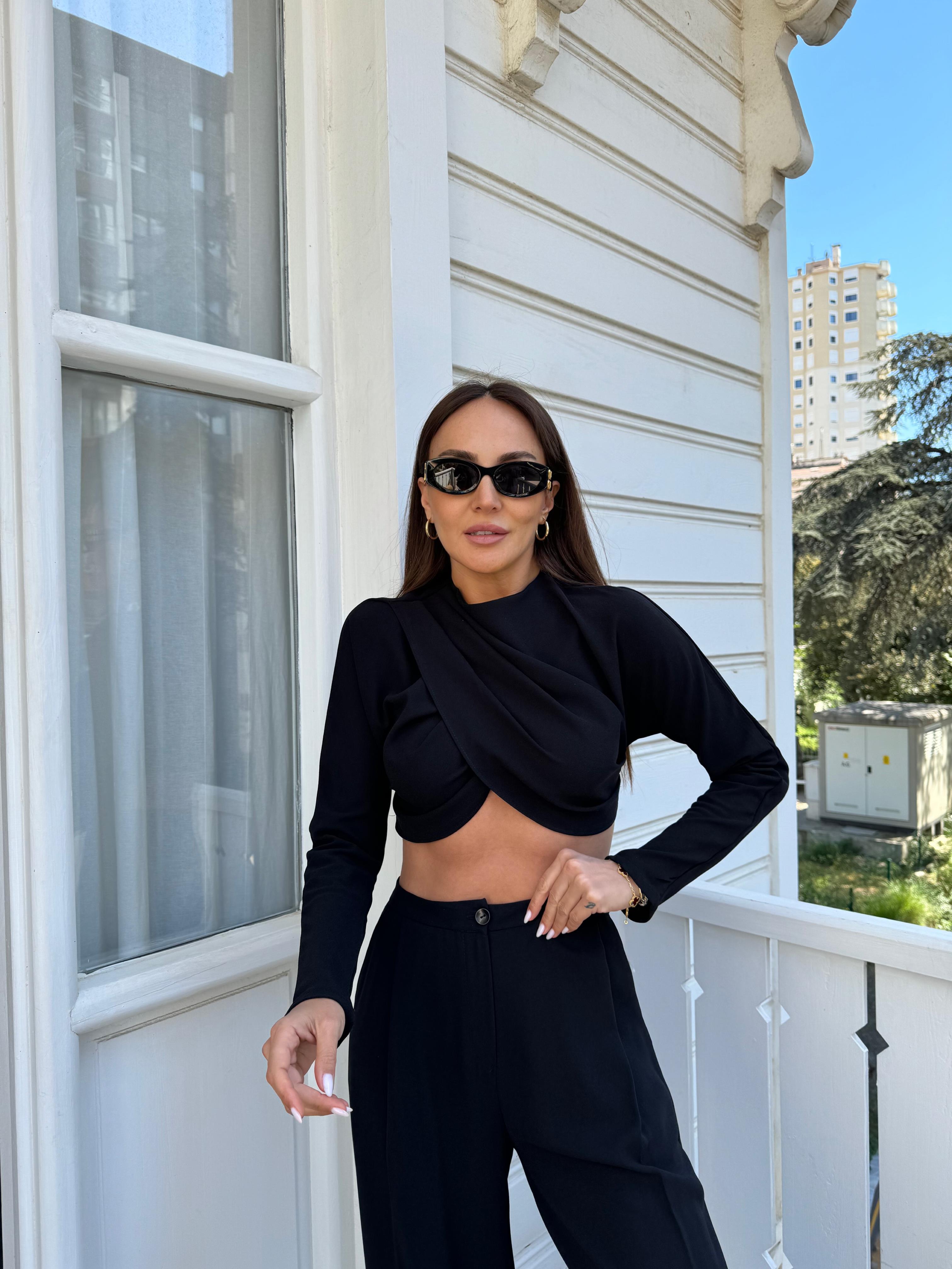 Siyah Crop Pantolon Takım