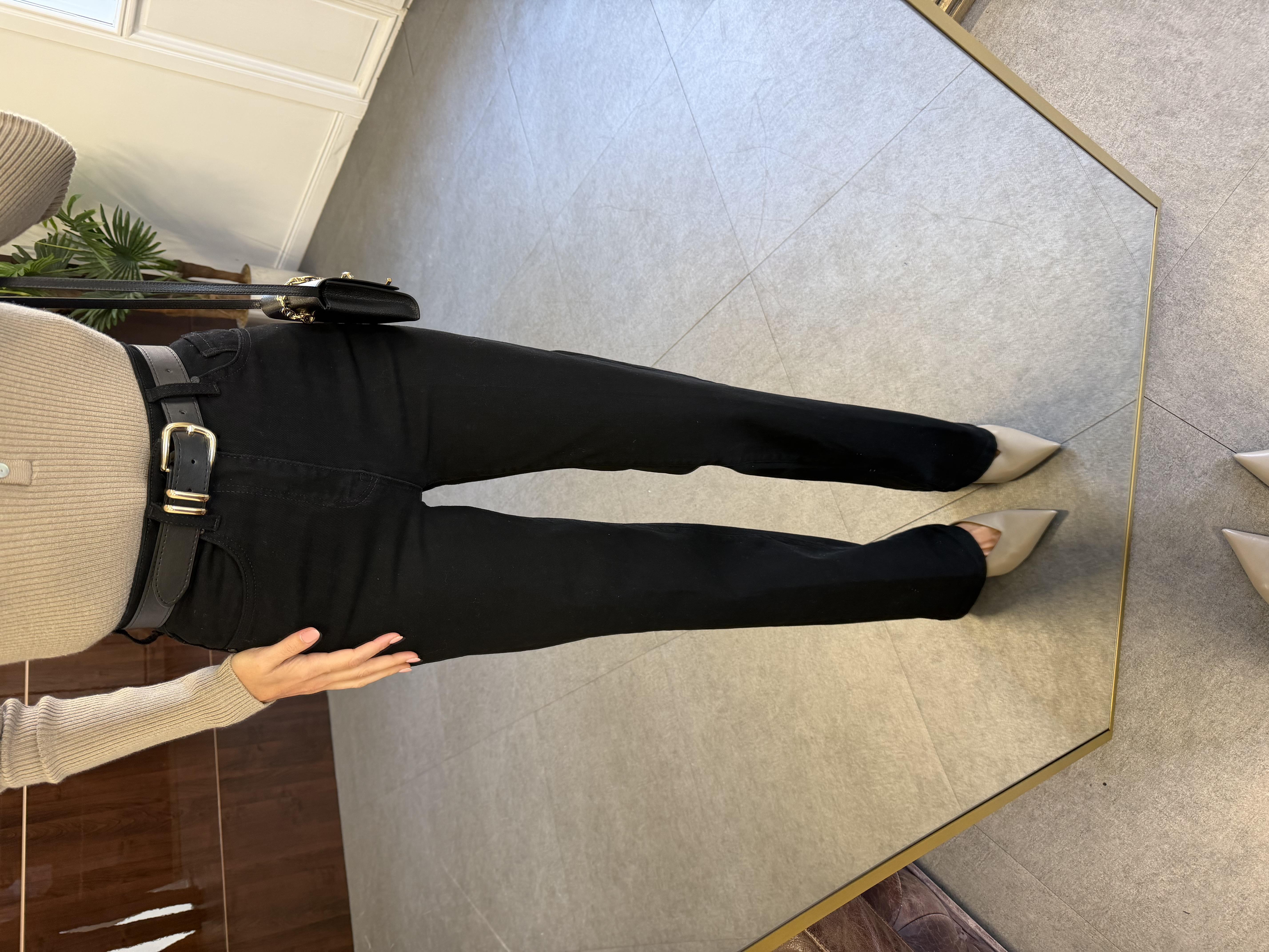 Siyah Kemerli Wide-Leg Jean Pantolon