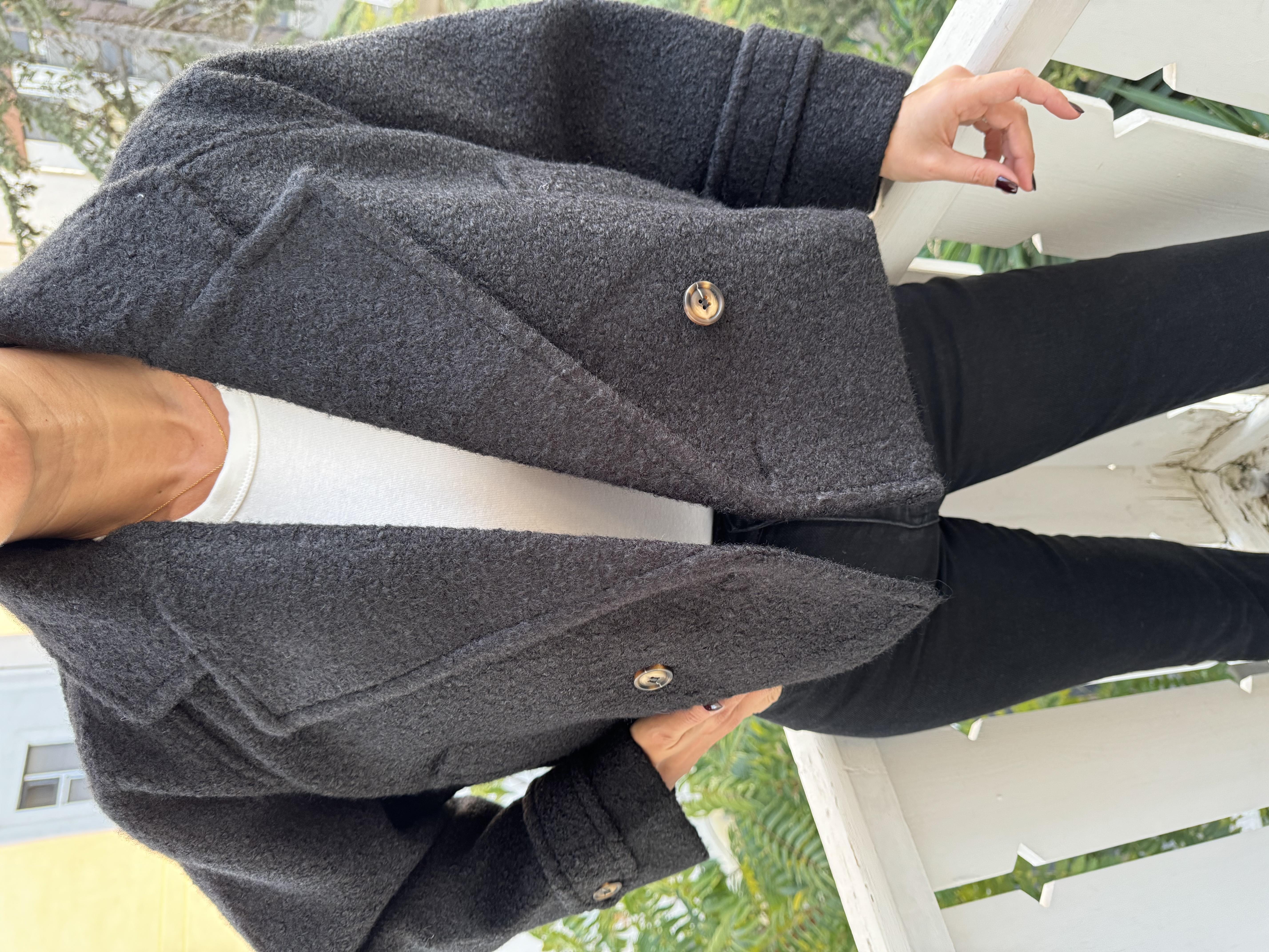 Siyah Kısa Buklet Ceket