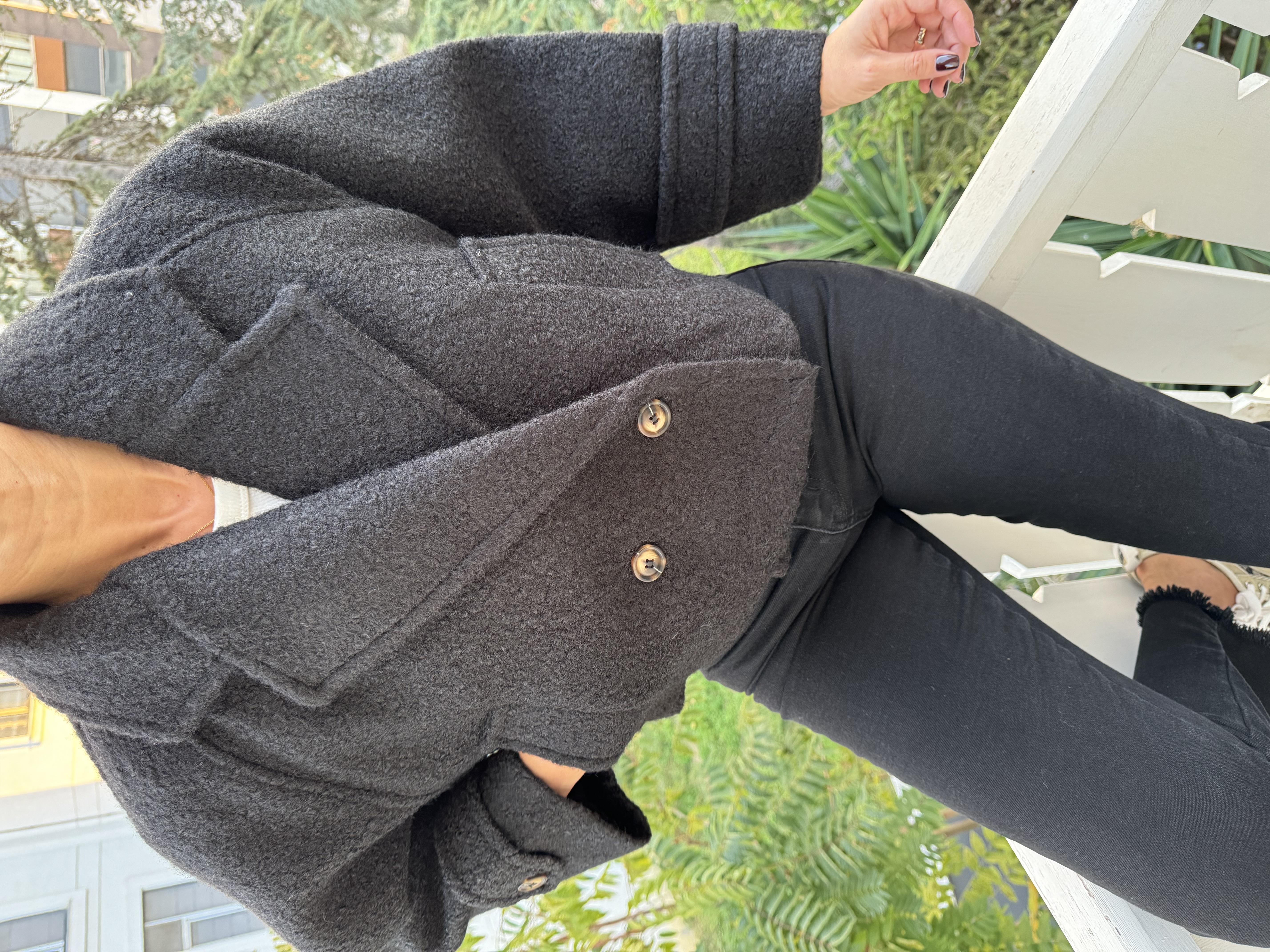 Siyah Kısa Buklet Ceket