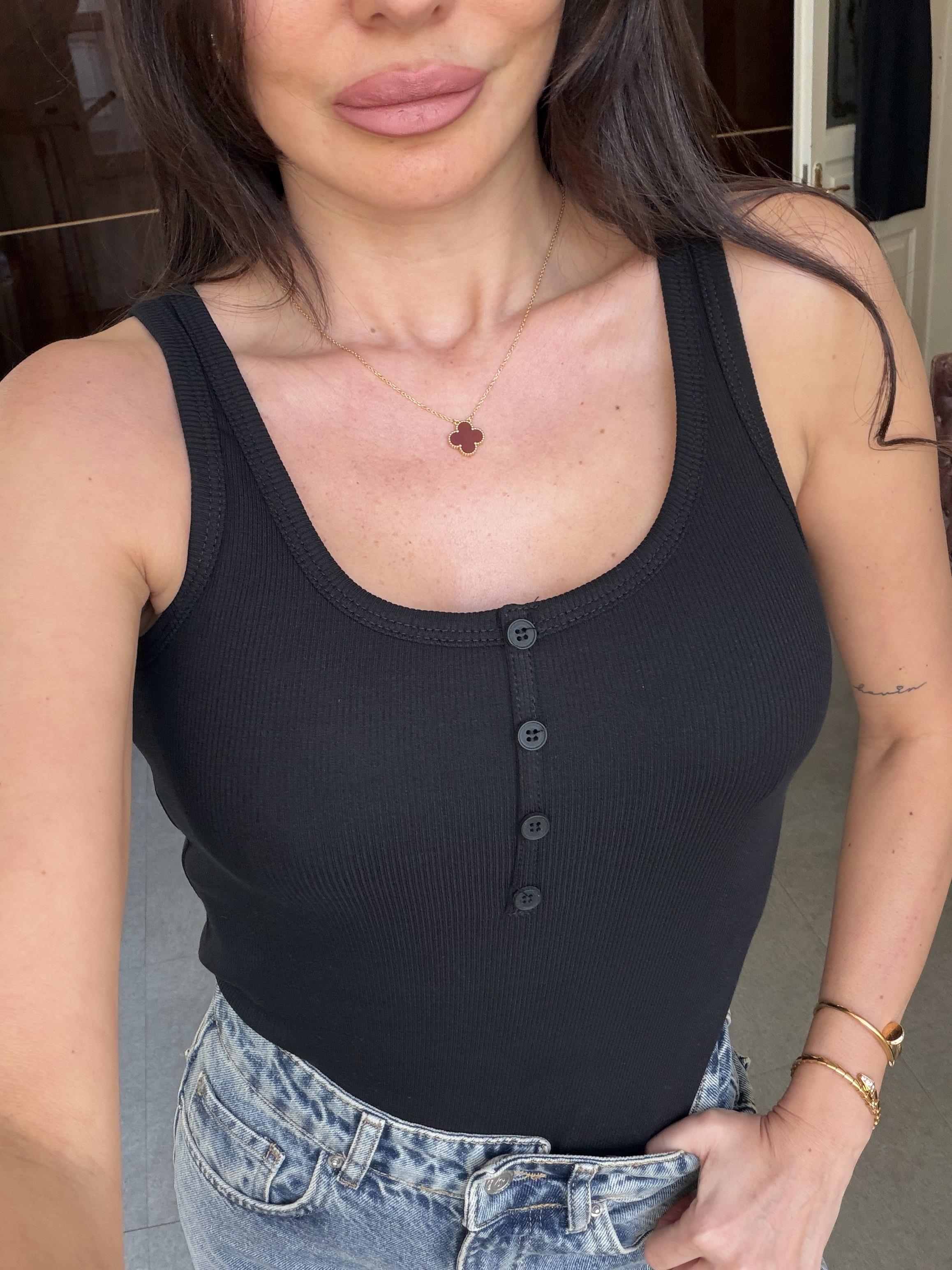 Siyah Önden Düğmeli Atlet Bluz