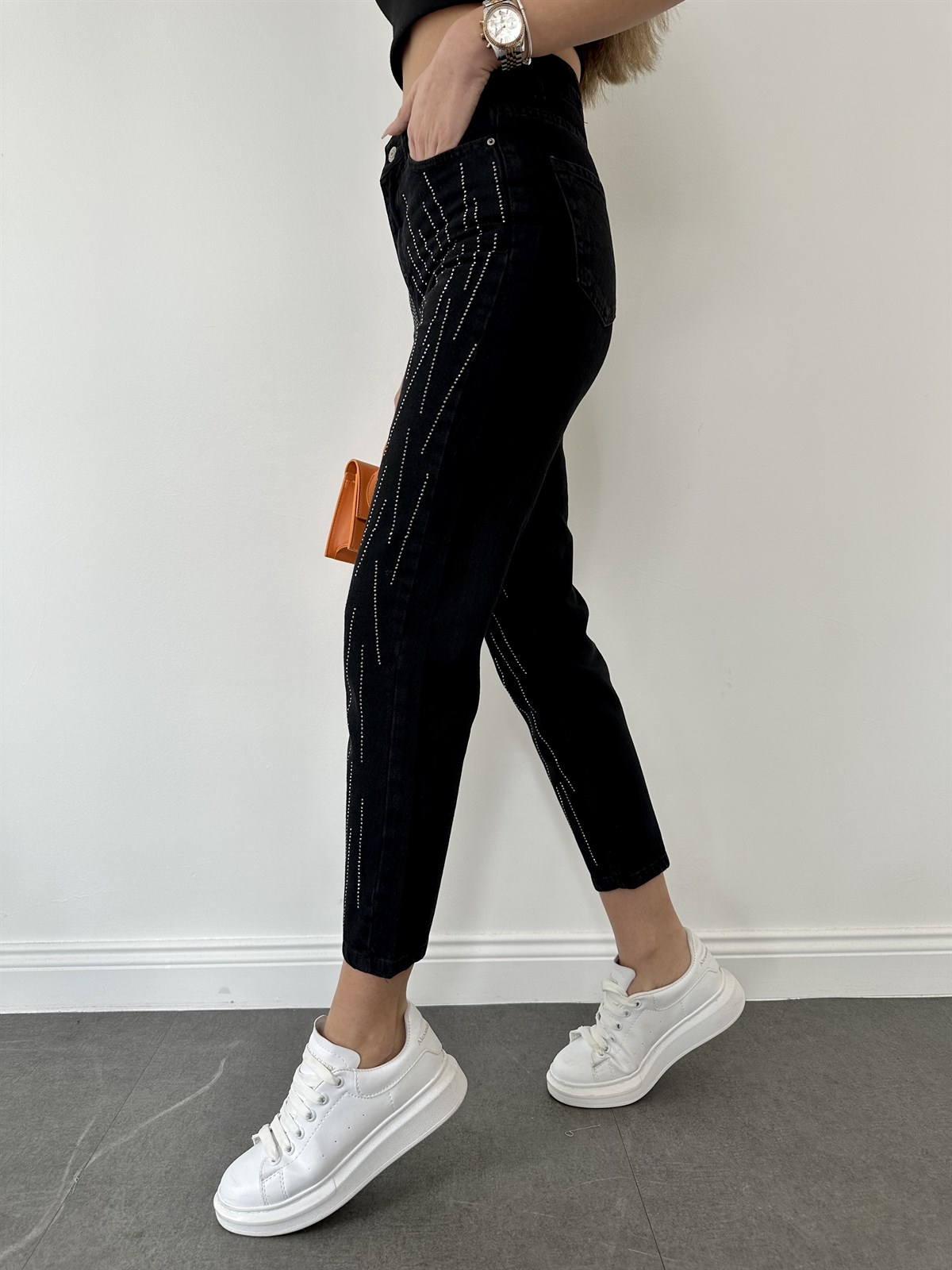 Siyah Simli Mom Jean Pantolon