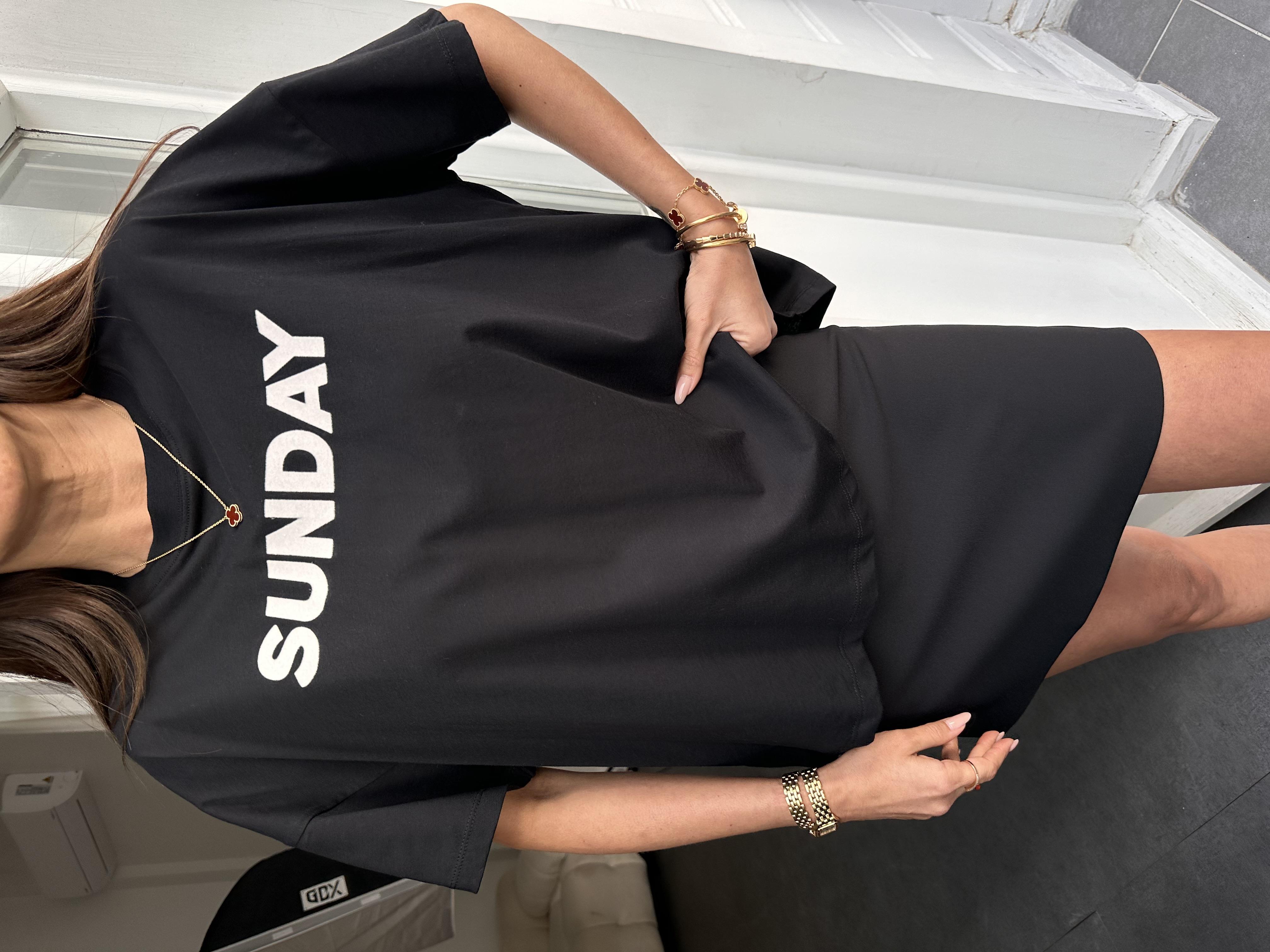 Siyah Sunday Tshirt