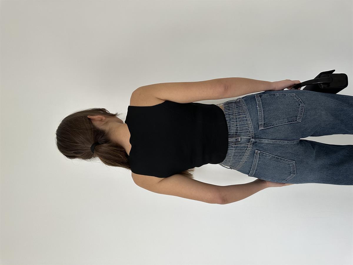 Siyah Triko Crop Kolsuz  Bluz