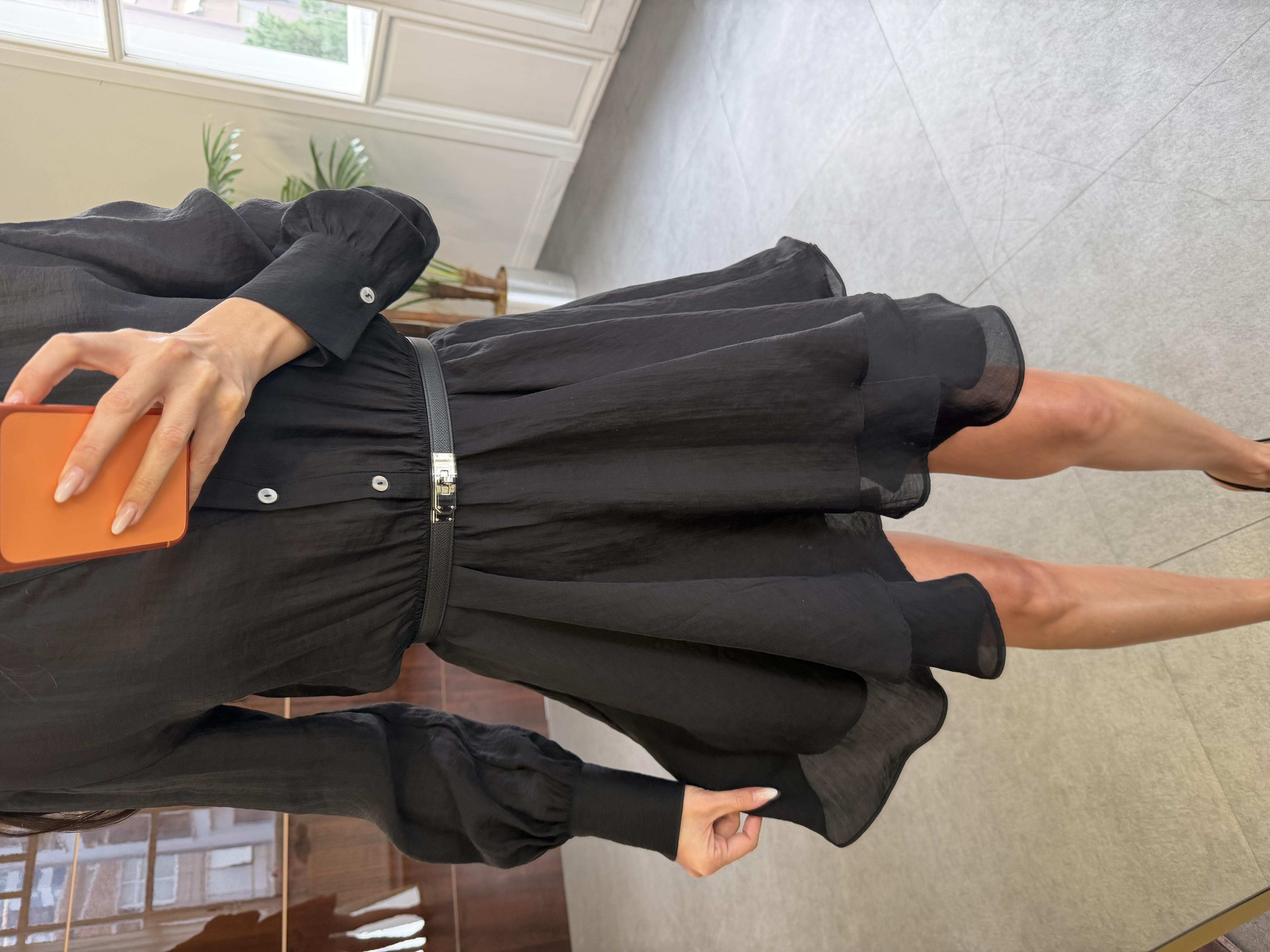 Siyah Volanlı Kısa Elbise