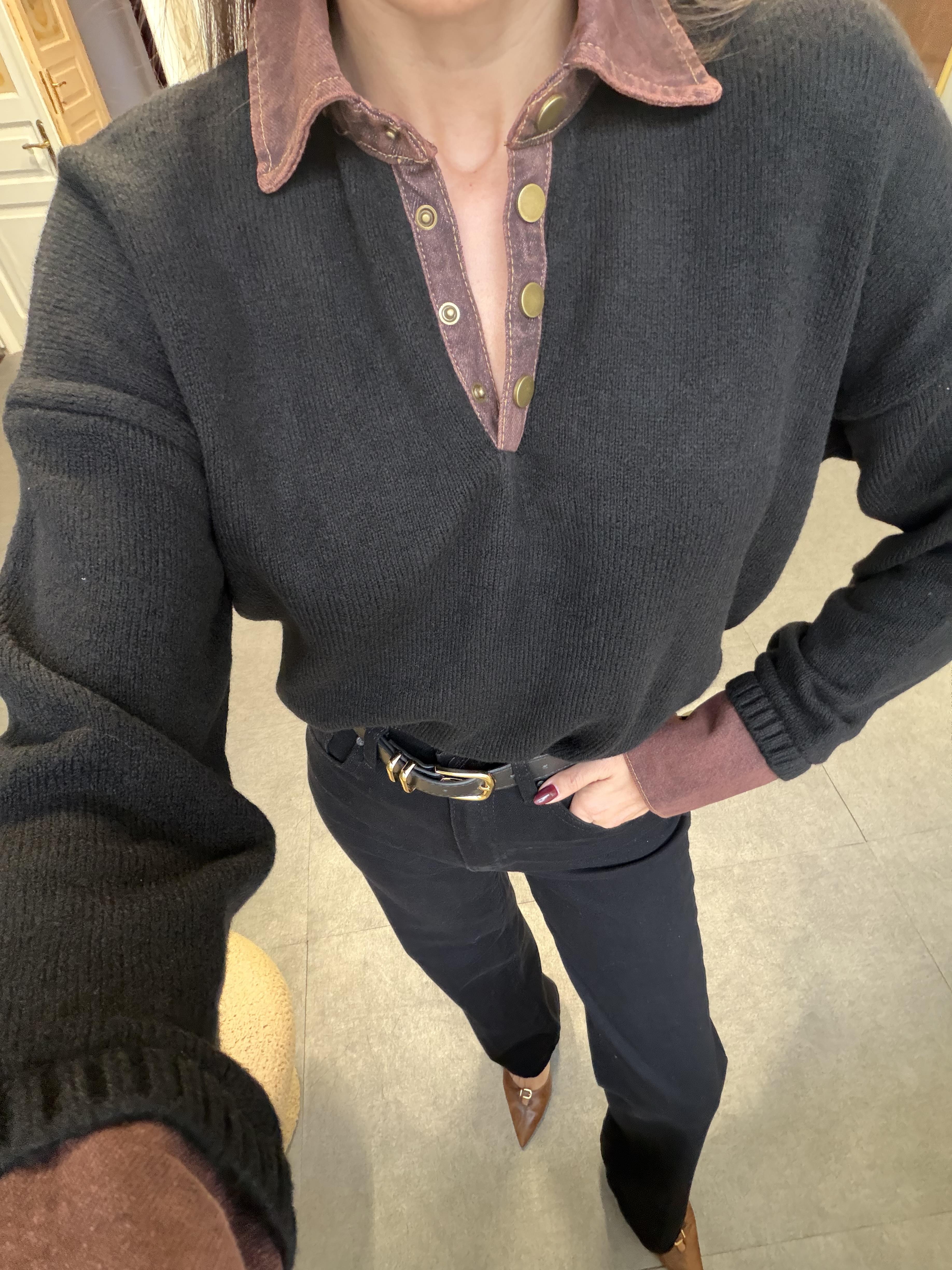 Siyah Yakası Kot Kazak