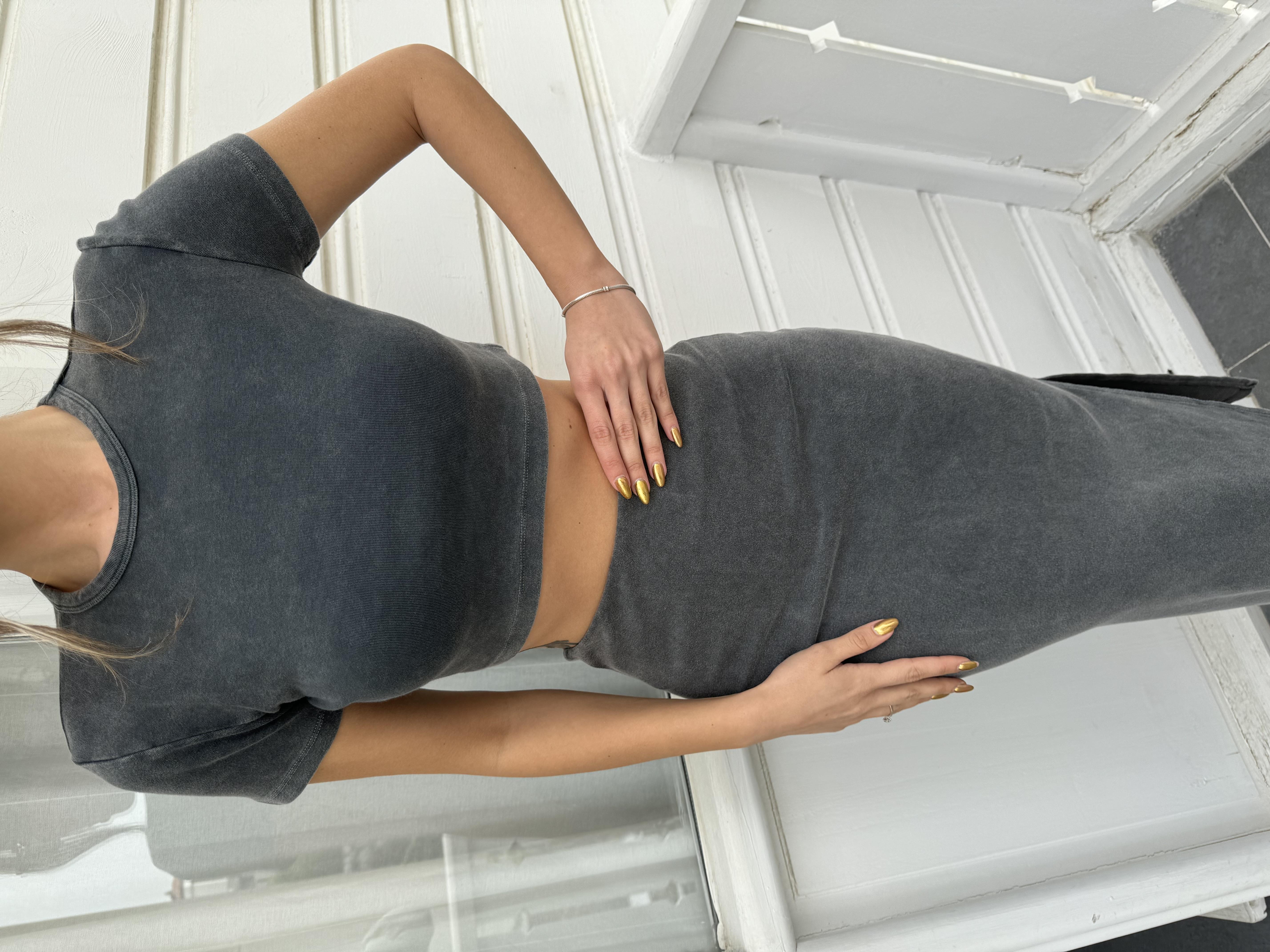 Siyah Yıkamalı Crop