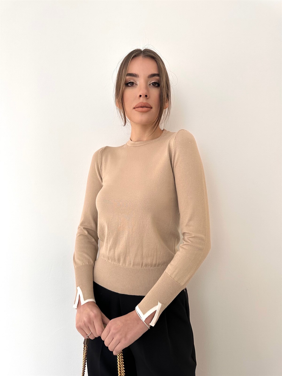 Taş Rengi Kol Yırtmaçlı Basic Triko