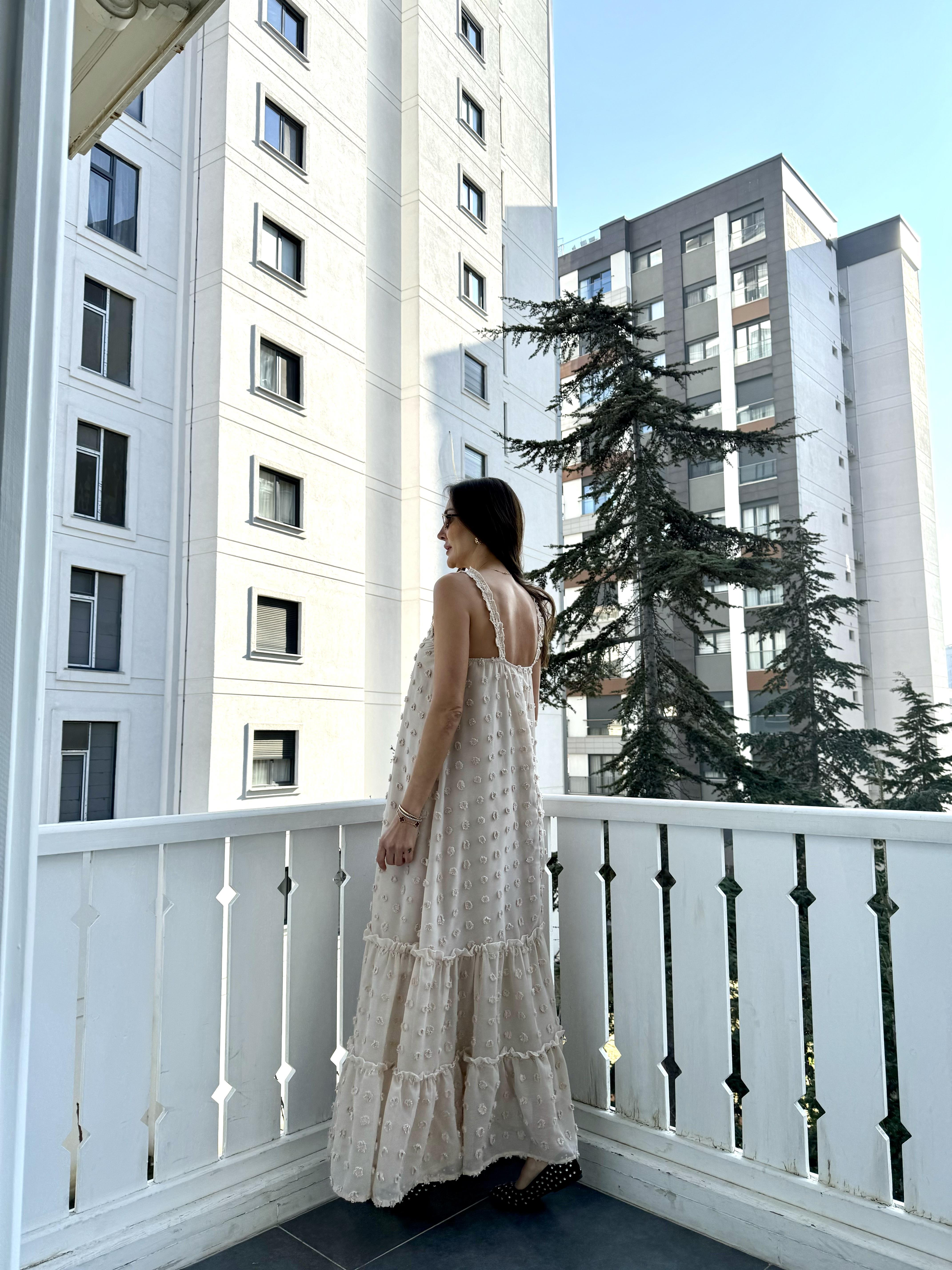 Taş Rengi Mini Ponpon Elbise