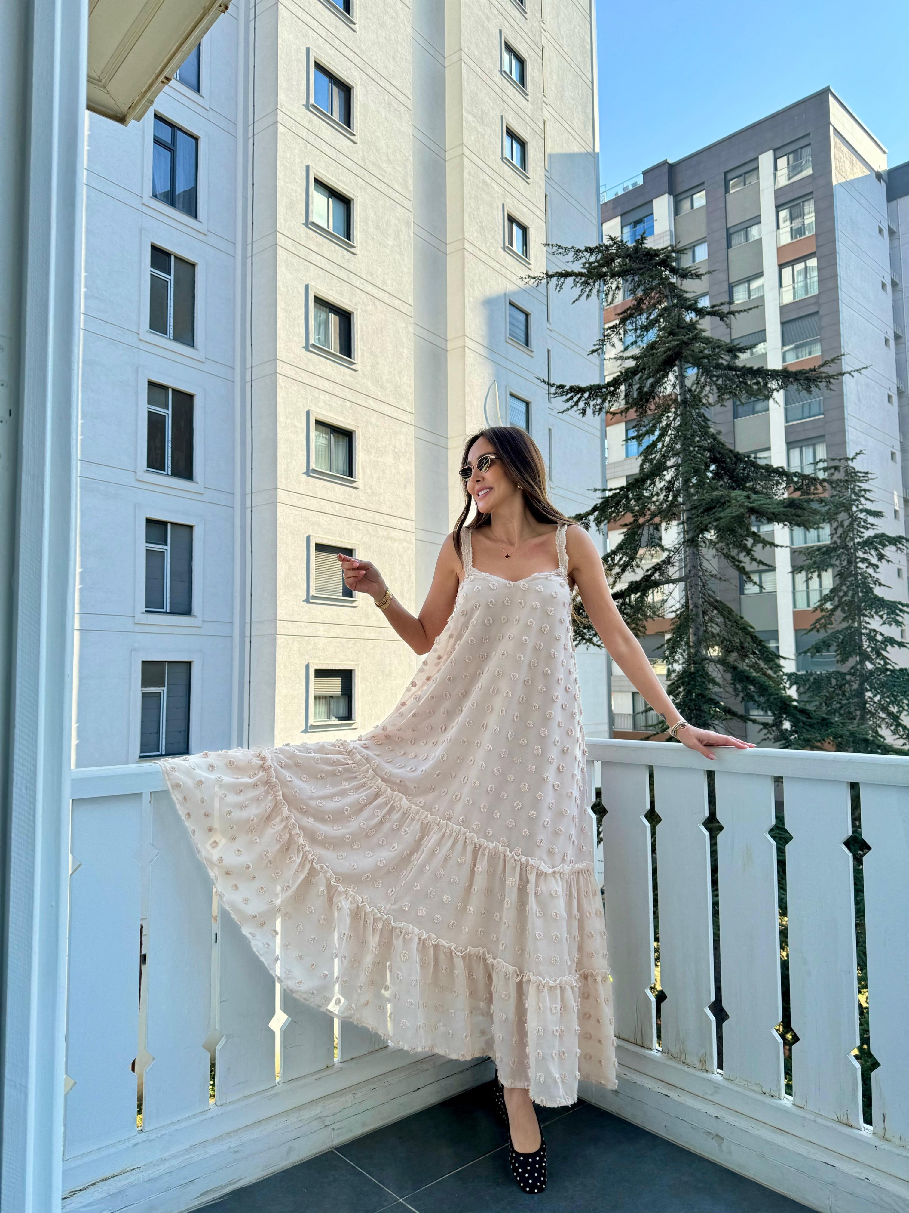 Taş Rengi Mini Ponpon Elbise