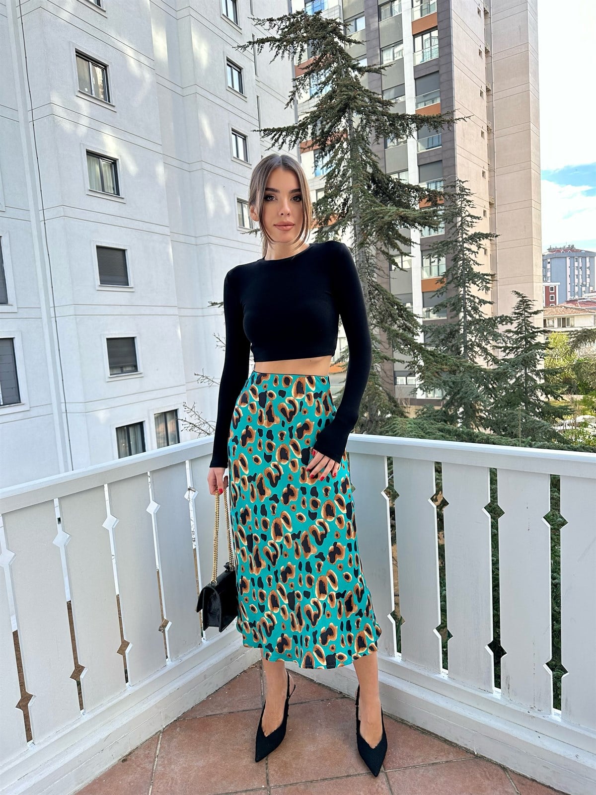 Yeşil Büyük Leopar Desen Saten Etek
