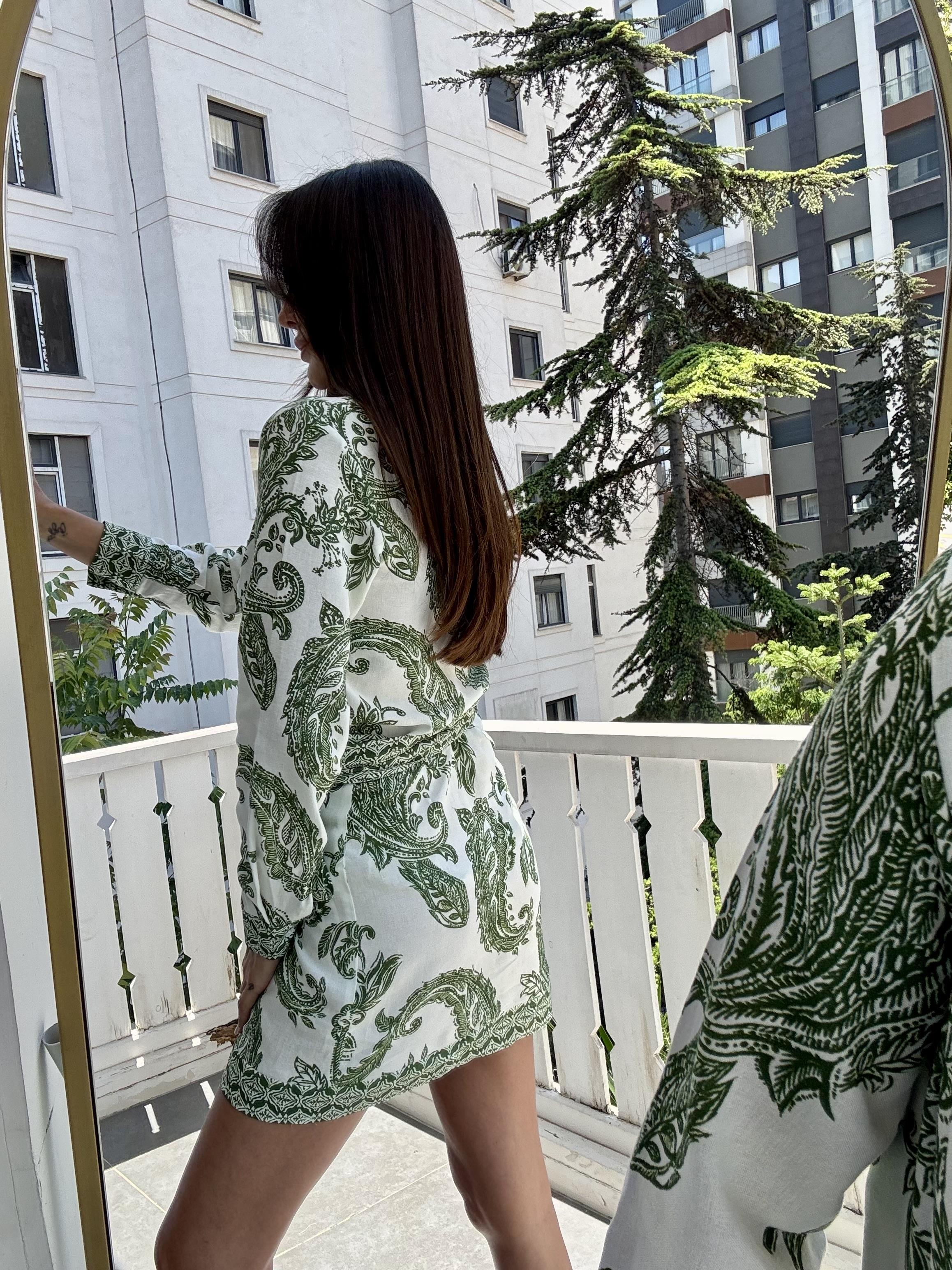 Yeşil Şal Desen Etekli Takım