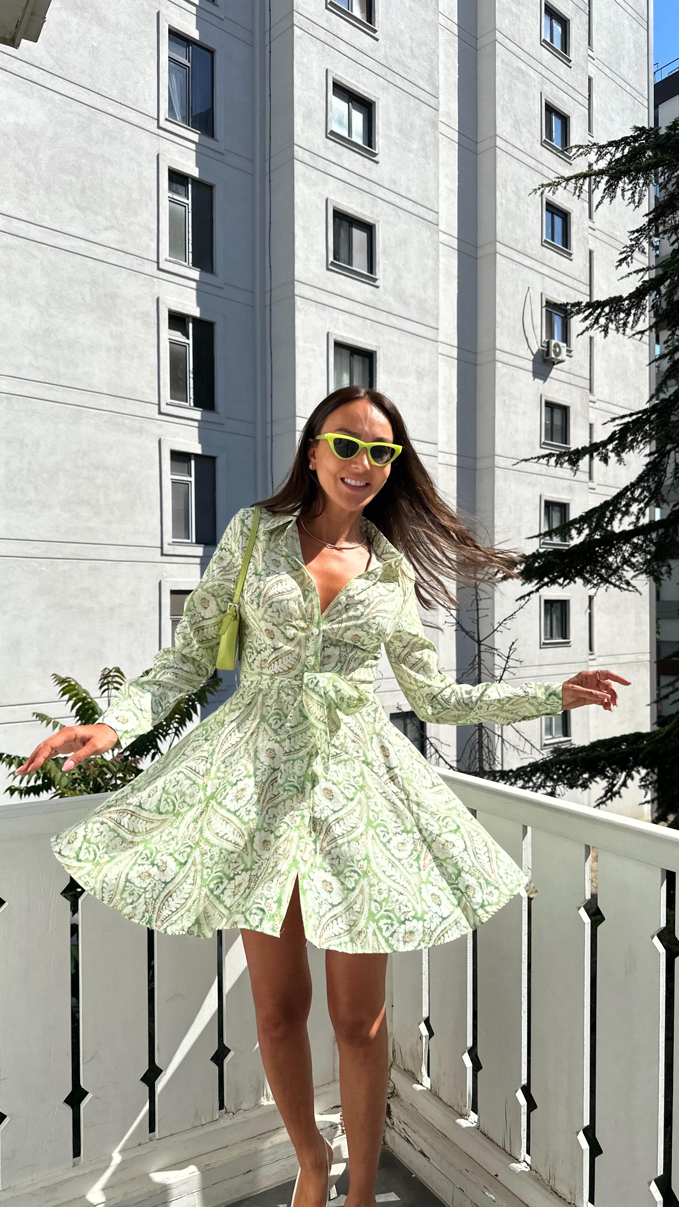 Yeşil Volanlı Gömlek Elbise