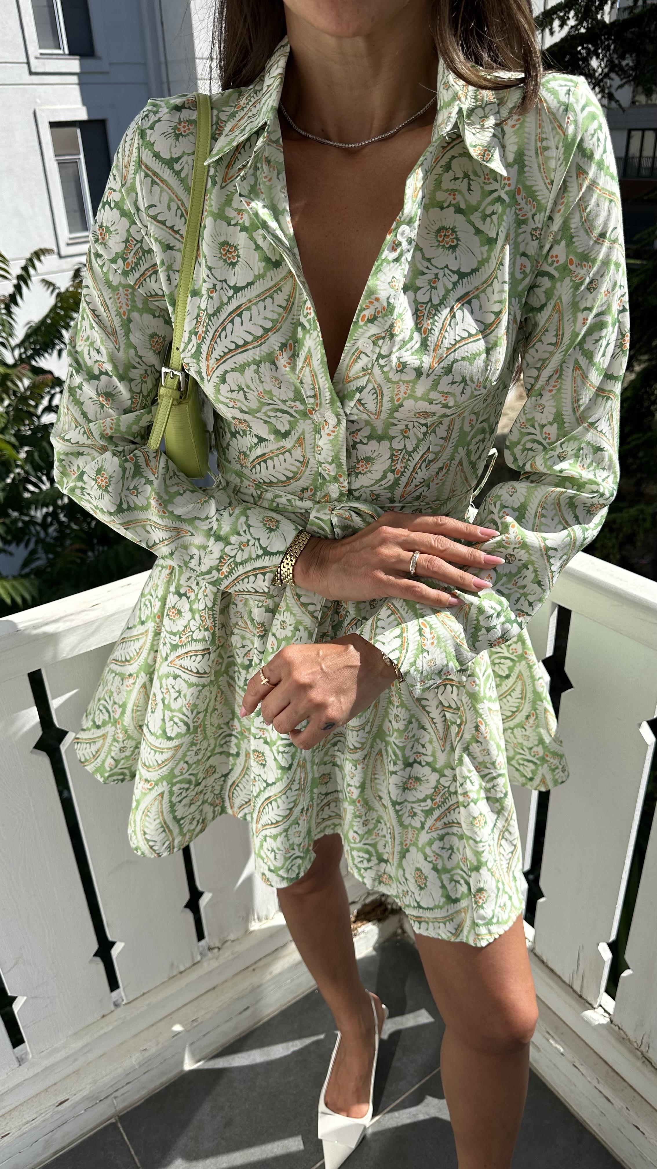 Yeşil Volanlı Gömlek Elbise