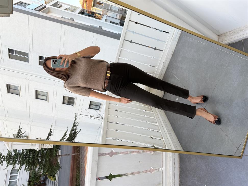 Acı Kahve Paçası Püsküllü ve Yırtmaçlı Jean Pantolon