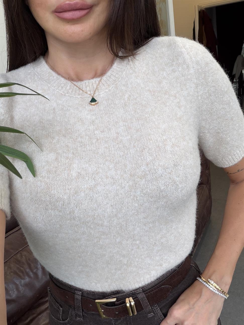 Açık Bej Melanj Bisiklet Yaka Yumuşak Dokulu Kısa Kol Triko Kazak