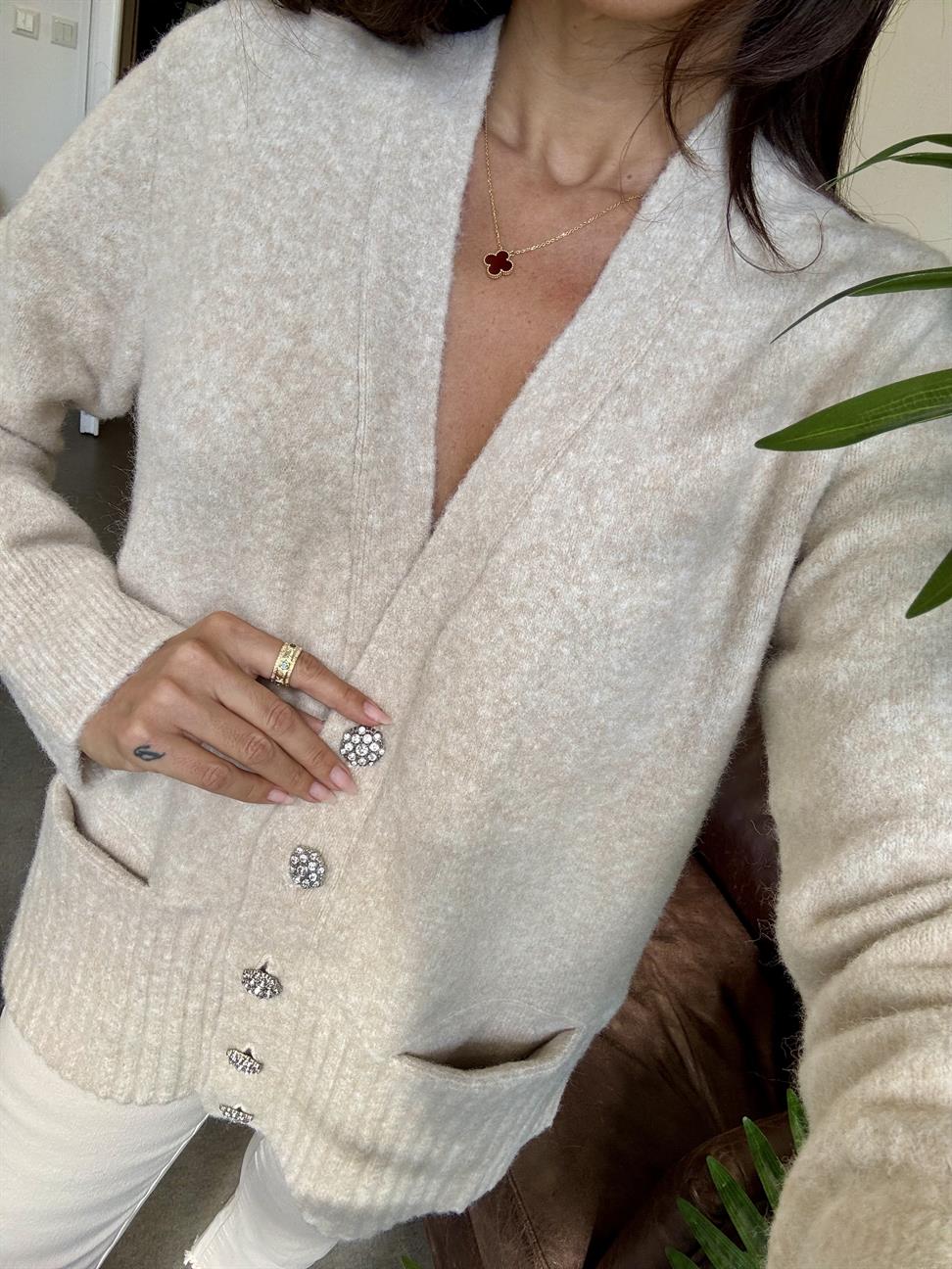 Açık Bej Melanj V Yaka Taş Düğmeli Cepli Yumuşak Dokulu Hırka