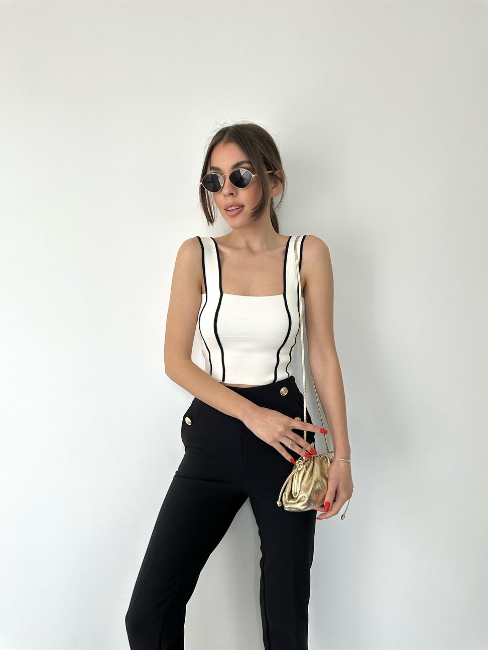 Açık Krem İki Renkli Şeritli Atlet Bluz