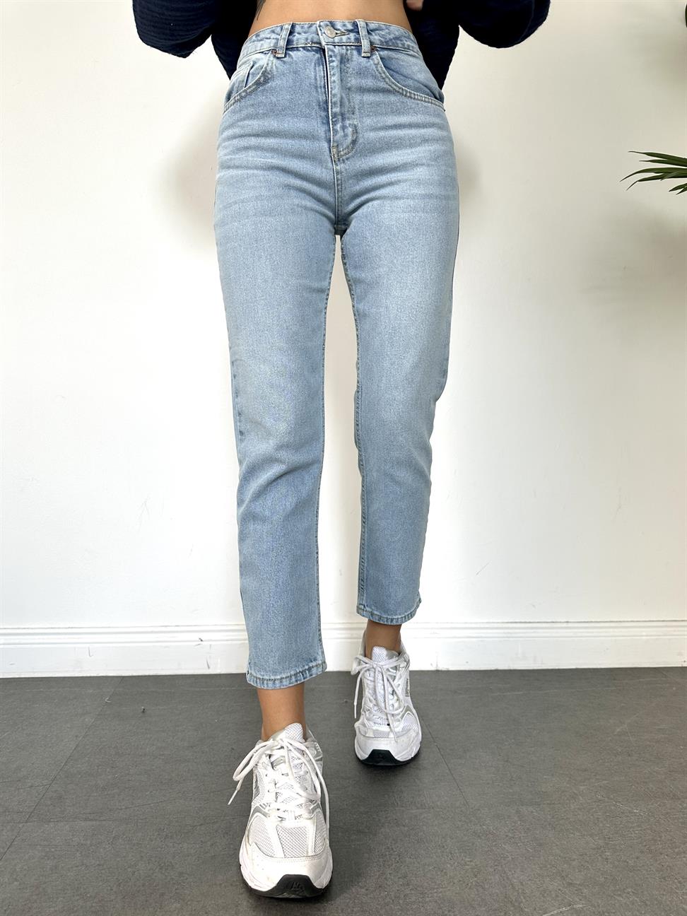 Açık Mavi Mom Fit Jean Pantolon
