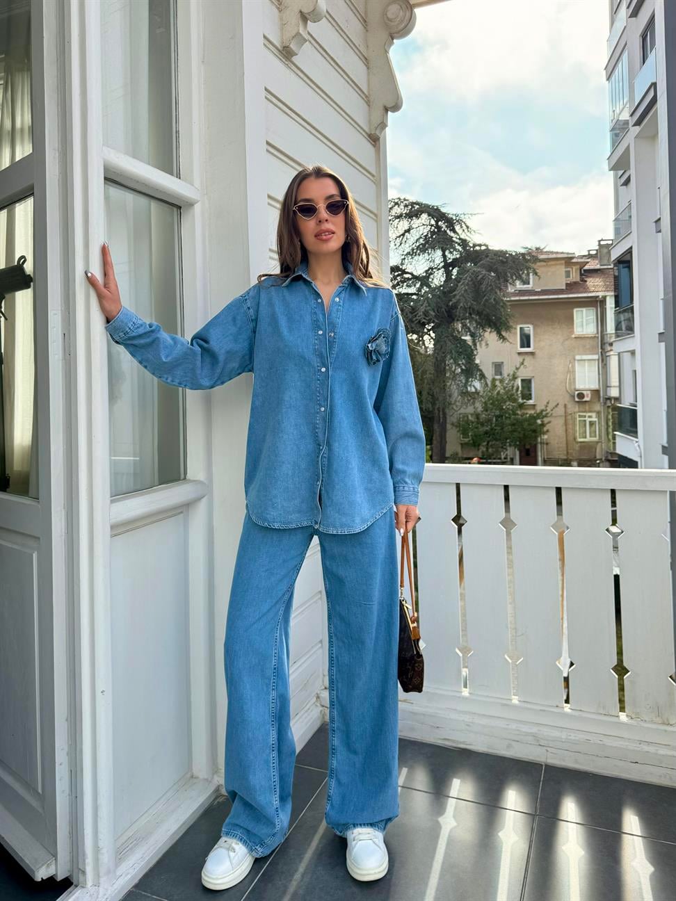 Açık Mavi Pilili Kot Pantolon