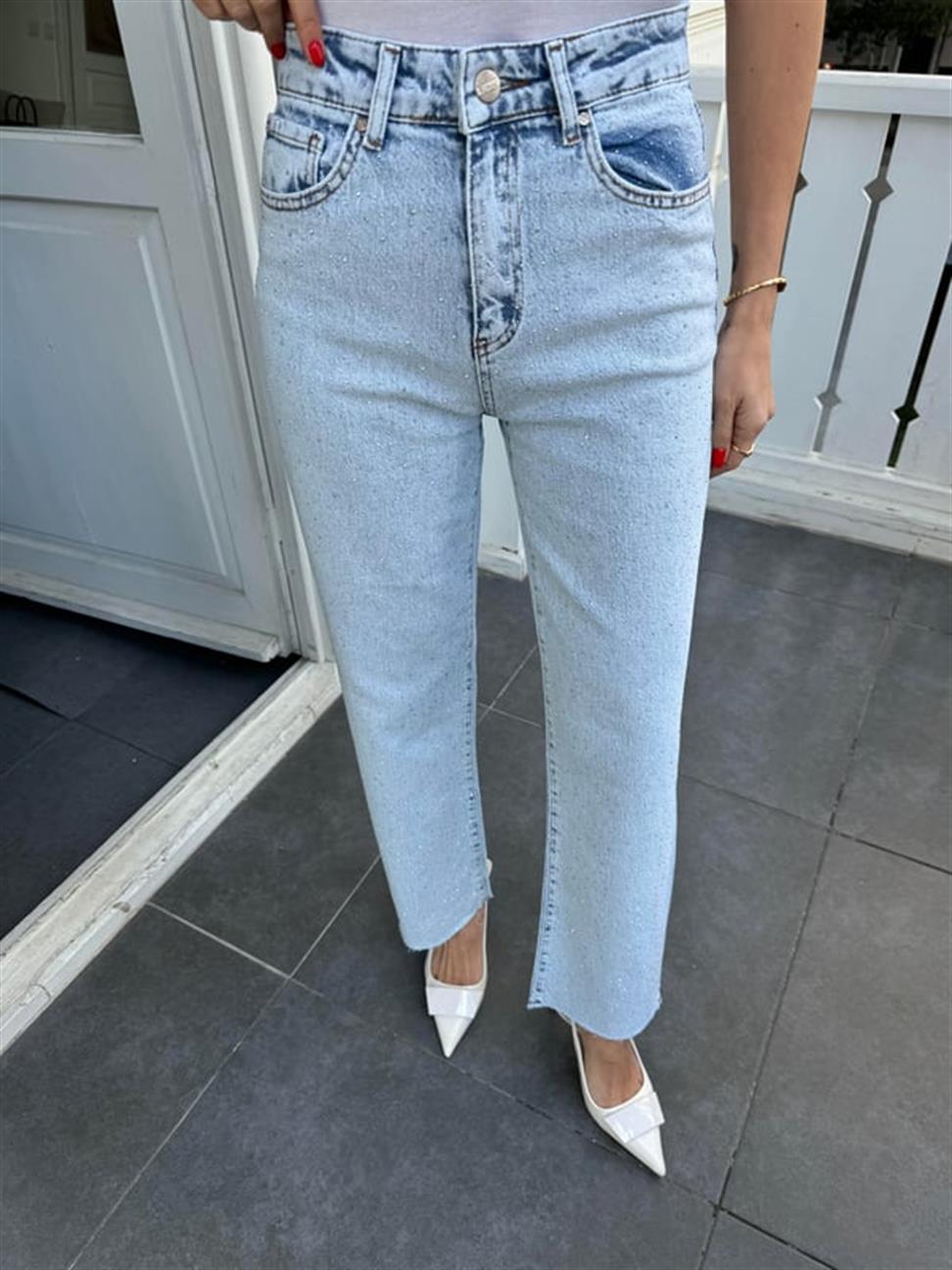 Açık Mavi Taşlı Kesik Paça Jean Pantolon